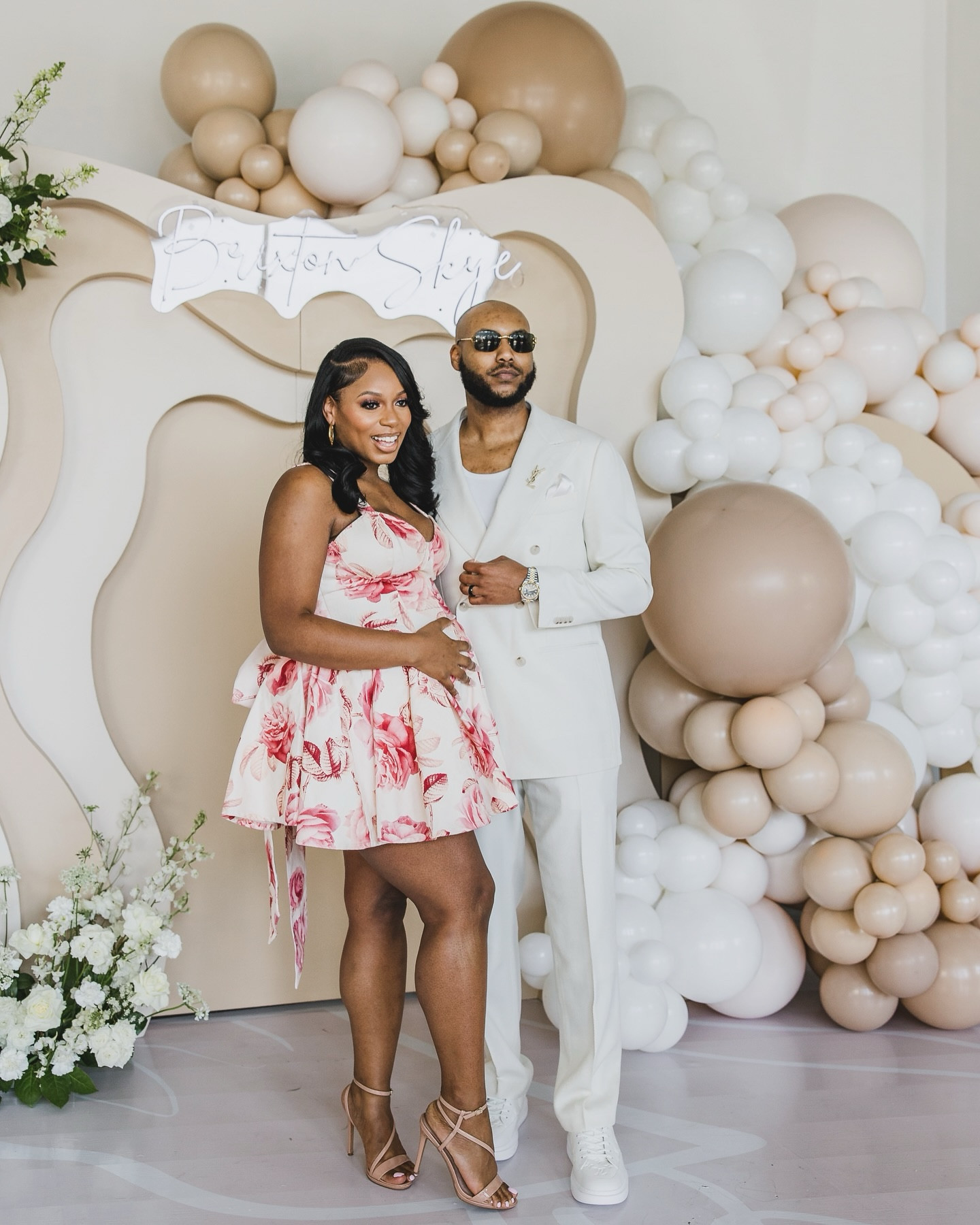 Showering our baby girl 🫶🏾
📸 @irismannings 

#babyshower #babyshowerideas #babyshowergames #babybrunchbabyshower #babybrunch #luxurybabyshower #blackcouple  #munamommy #iwannagosomewhereee #blacklove #millennialmarriage #firsttimeparents #BrixtonSkye

#LTKWedding #LTKBump #LTKStyleTip