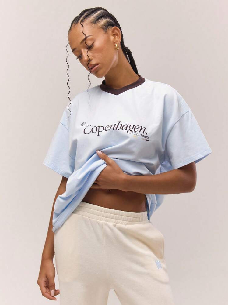 MUSERA Oversized Graphic V Neck Contrast Collar Short Sleeve T-Shirt Fall Autumn Old Money Cute Country Cottage Core Clean Girl Winter Christmas Back To School Casual For Women Butterscotch | SHEIN