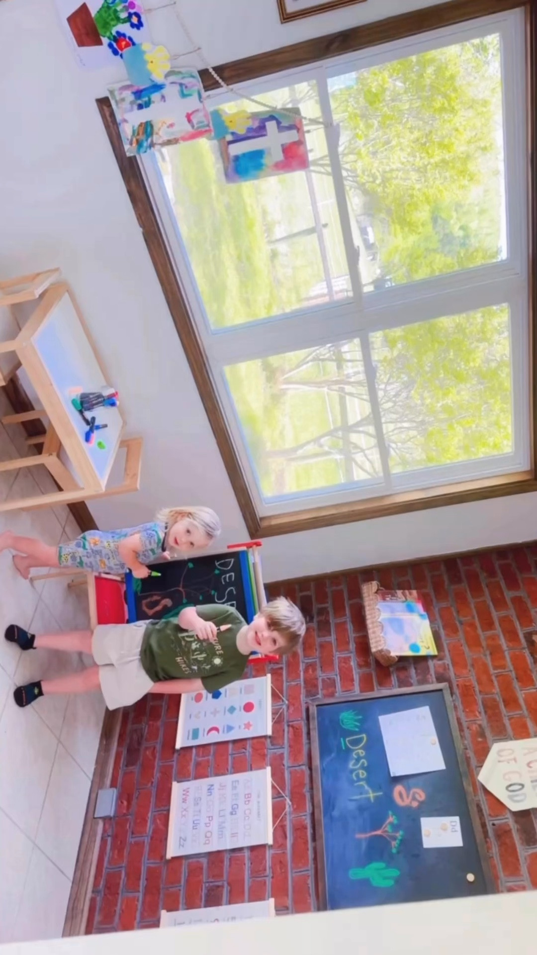 @maxtekoffice sent us the coolest #gifted “happy mail” this morning 📬📦 - a set of their super fun 🤩 liquid chalk 🌈 markers 🎨 and they have been SUCH 👏🏽 a hit for our new homeschool preschool 🍎 unit 📖 learning allllll about the  D E S E R T  🌵🐪 this morning!! 🏜️🏝️🌾🦂🐫💛🦎 #giftedhappymail #homeschoolsupplies #giftedcollab #prpackage 

I linked 🔗 these awesome chalk 🖤 markers 🫟 for y’all over on my LTKit shop 🛒 so make sure to go check them out and “shop with me” there!! 🛍️ Can’t recommend these enough - perfect for all the crafting and learning fun with your little ones!! 👶🏼🖼️🖌️

Comment “CHALK MARKERS” below 👇🏽 and I’ll send you a direct link 🔗 that you can shop as well!! 💛

#LTKdayinmylife #LTKKids #LTKmomlife