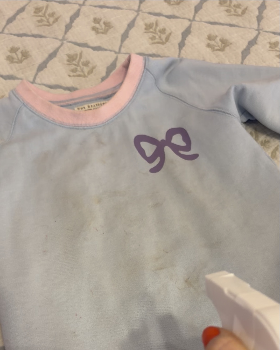 Yall this is my new go-to! It worked so well and smells amazing! 

#bridgewatercandleco #sweetgrace #stainremover