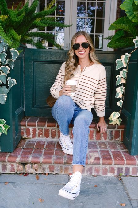 Loving this sweater and this brand! High quality staple pieces that will last for years! 


Gifts for her
Fall styles
Fall outfit 
Holiday style 
Workwear 
Sweater season 
Denim 
Converse 
Sneakers 

#LTKGiftGuide #LTKstyletip #LTKSeasonal