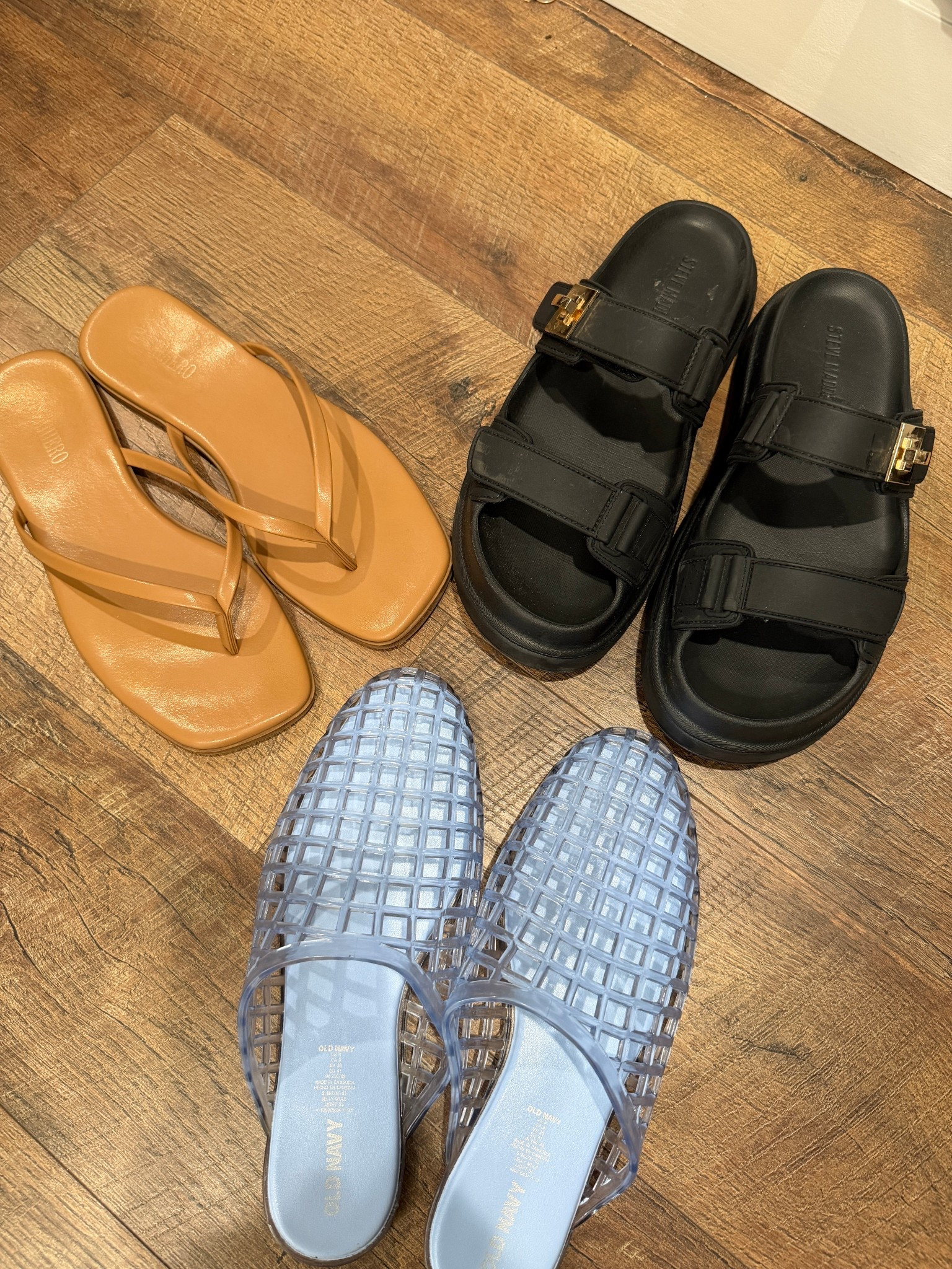 Fav spring sandals!!! Love all of these. Different heights, colors, designs, so good! I LOVE shoes! #sandals #spring #summershoes #shoes 