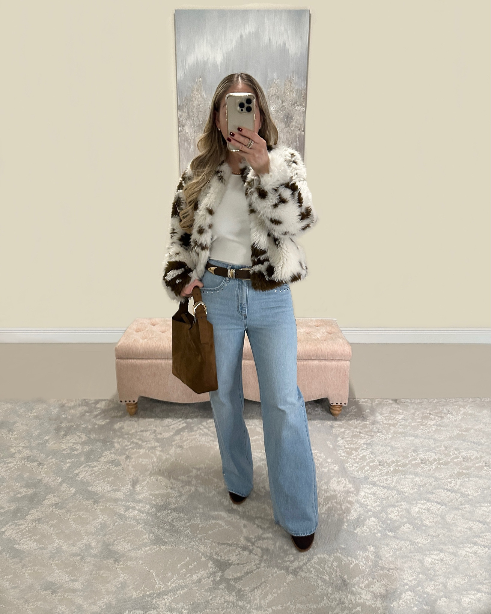 Faux Shearling Jacket. Cropped jacket. Spotted Jacket. Studded Denim. Boots. Brown bag 💫

#LTKootd #LTKHoliday #LTKSaleAlert