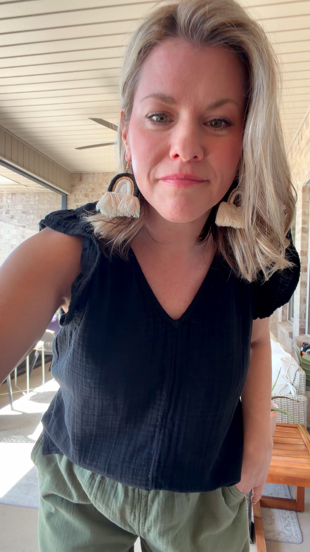 My go-to outfit for spring summer to throw on and be comfortable and cute
Old navy, linen pants, spring outfits 

#LTKootd #LTKSpringSale #LTKOver40