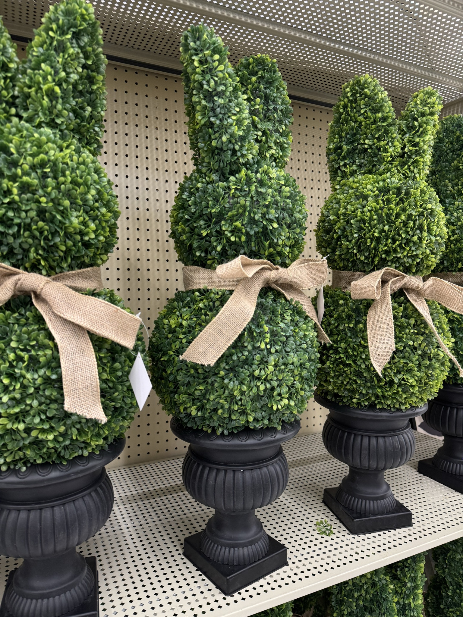 Easter bunny topiary bush 🐰🌳

#LTKHome #LTKSeasonal #LTKSpringSale