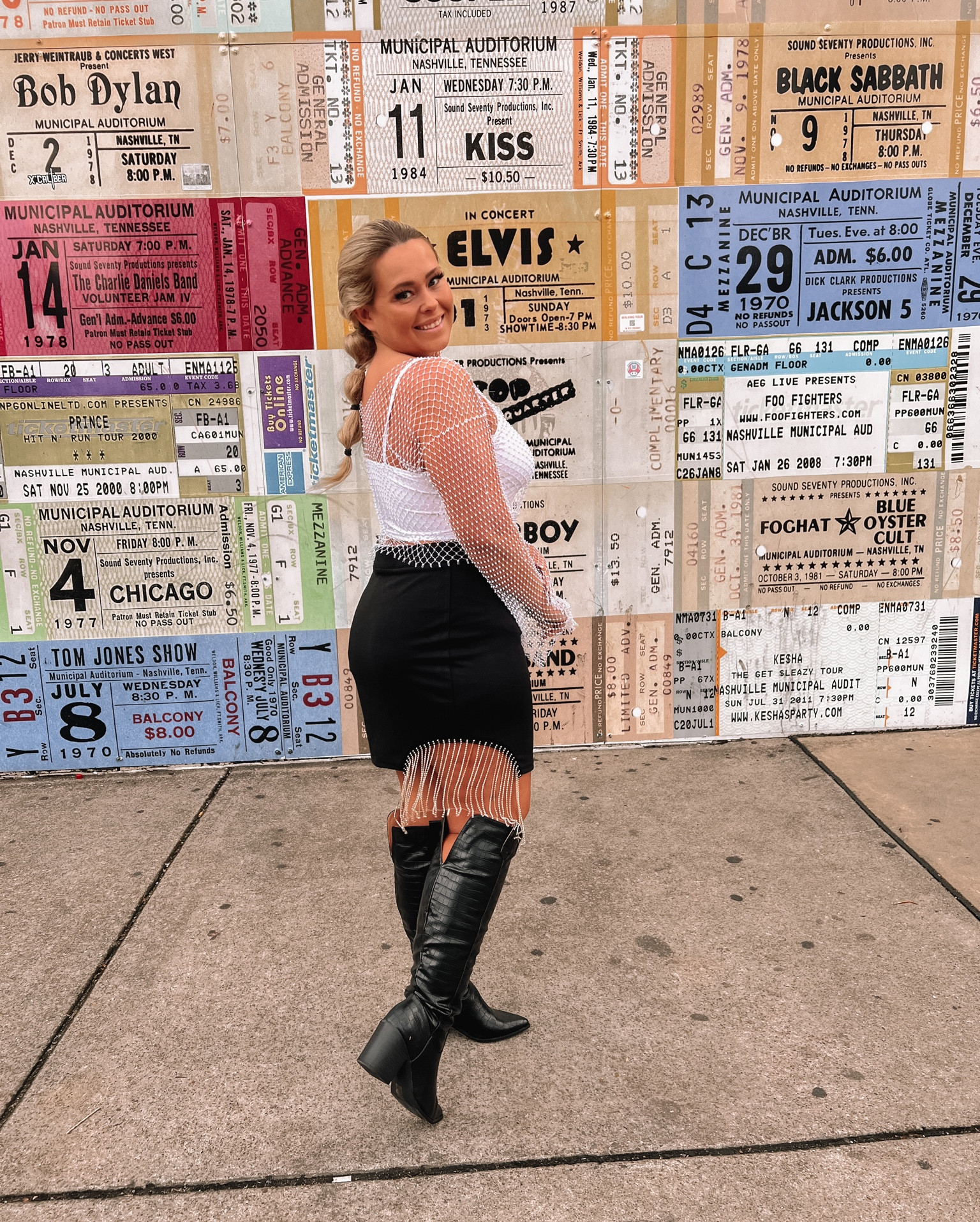 Fun Looks for a Concert 🎫
5’2 Fashion 
Petite Curvy Style 
42” hips + 32” waist 
34 DD 
SIZES:
Skirt: L
Top: L
Bra: L
Boots: 7.5W

nashville looks taylor swift concert outfit idea 

#LTKcurves #LTKtravel #LTKstyletip