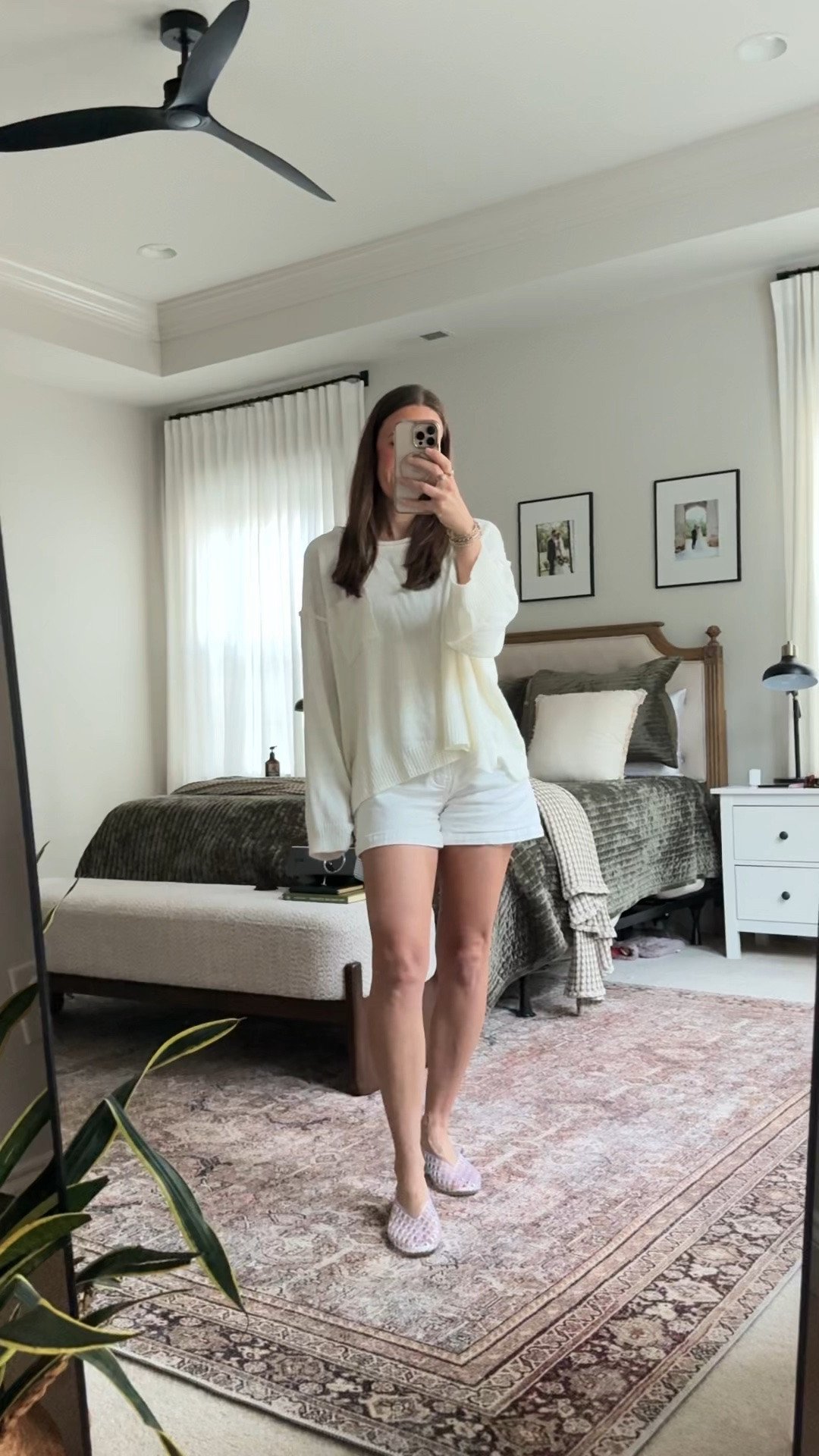 All-white coastal outfit 🤍

Pink Lily sweater + white shorts + clear jelly flats for an easy coastal-inspired look that works for late summer and warm early-fall days.

#LTKSeasonal #LTKCoastalStyle #LTKStyleTip #LTKClassicStyle #LTKFallStyle

#LTKootd #LTKgrwm #LTKSeasonal