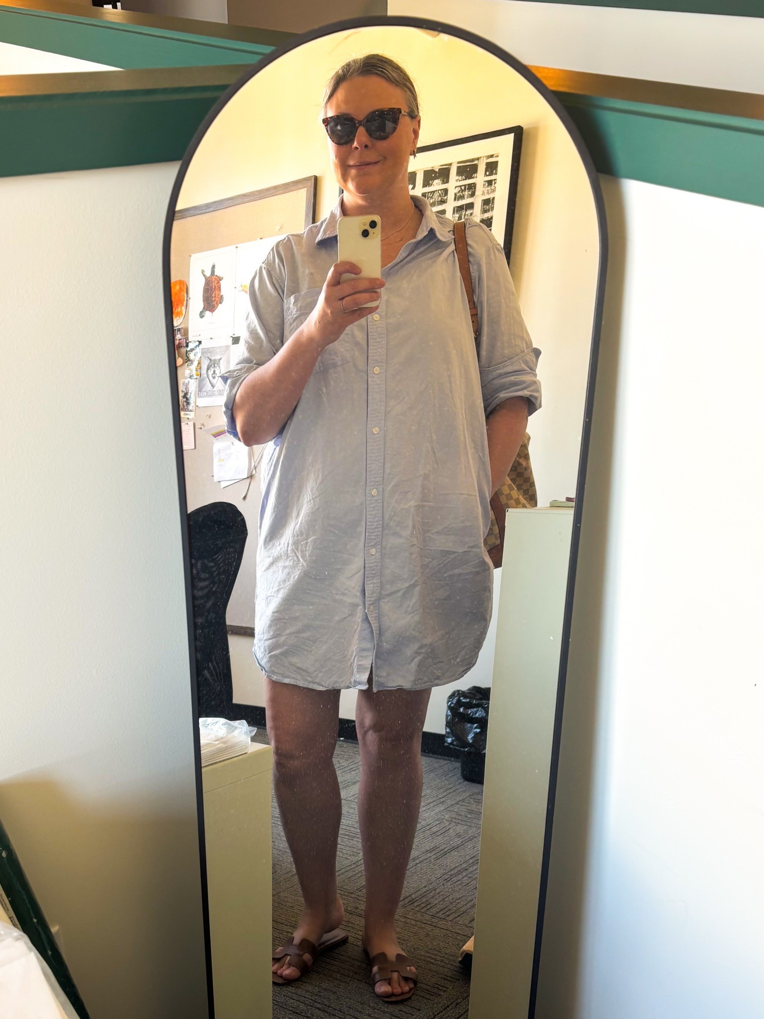 What I wore to work today 📈🗂️

#LTKSeasonal #LTKSaleAlert #LTKMidsize