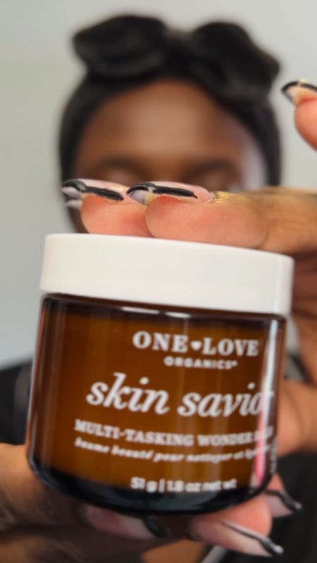 I'm so loving the Botanical B Enzyme Cleansing Oil, Brand New Day Microderma Scrub & Masque, love+Eyebright Eye Serum, love+Rose Hydrating Serum and Skin Savior Multi-Tasking Wonder Balm from @oneloveorganics. 
It's all loaded with all natural ingredient to get a radiance problem- free skin. OLOfan #gifted #ad

#LTKsalealert