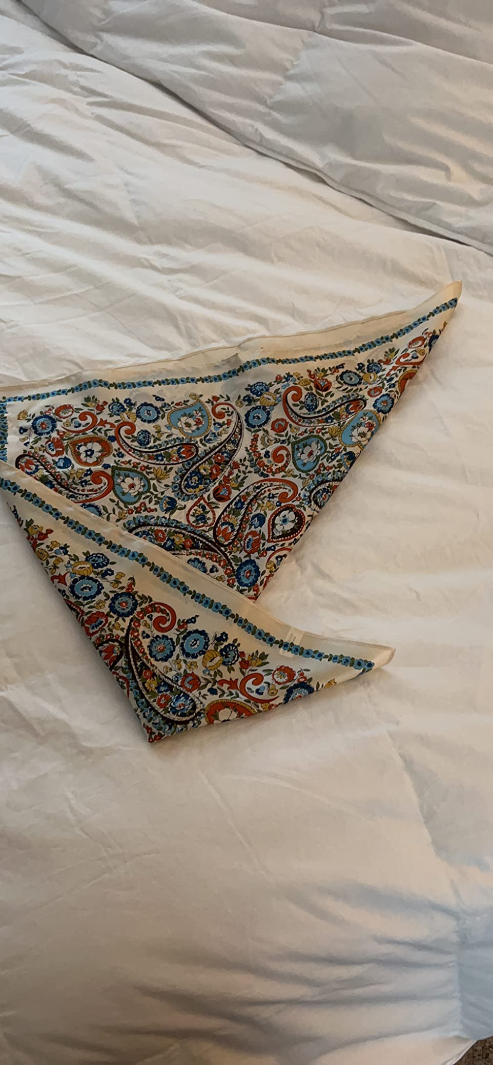 MEISEE Mulberry Silk Scarfs Women Small Square Scarf 21" x 21" Breathable Lightweight Neckerchief... | Amazon (US)