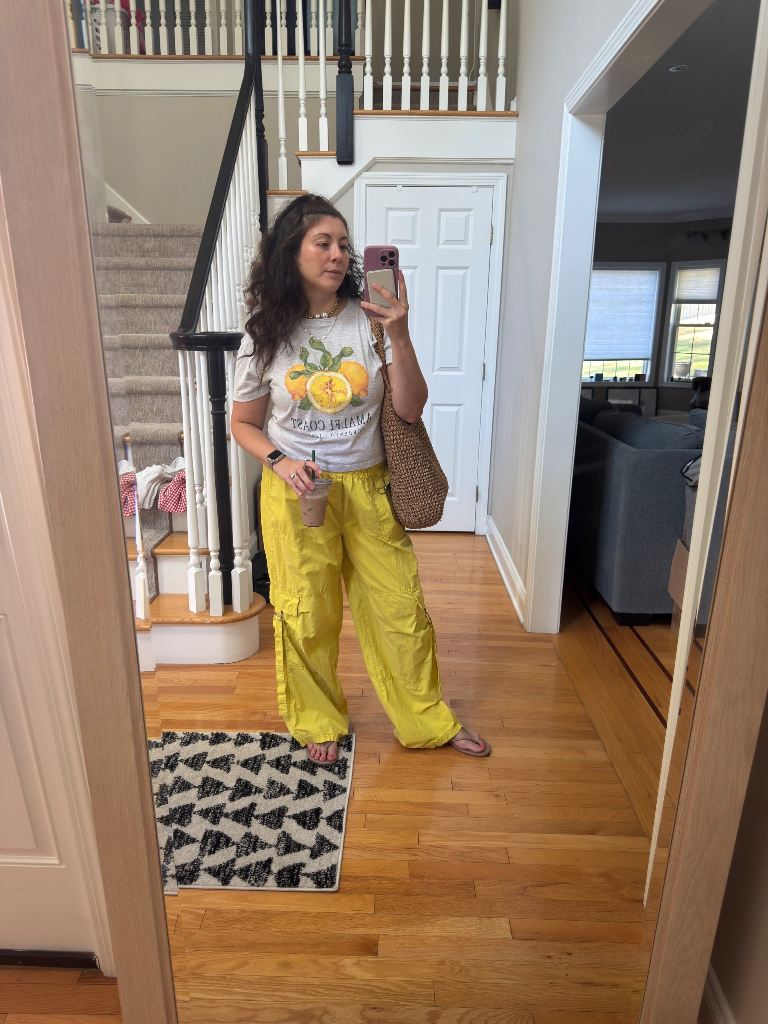 I cant find exact links for my shirt or top but I’ve linked similar (and cuter!) options. Loving pops of yellow right now. #ootd #summeroutfits #casualoutfit 

#LTKFindsUnder50 #LTKFindsUnder100
