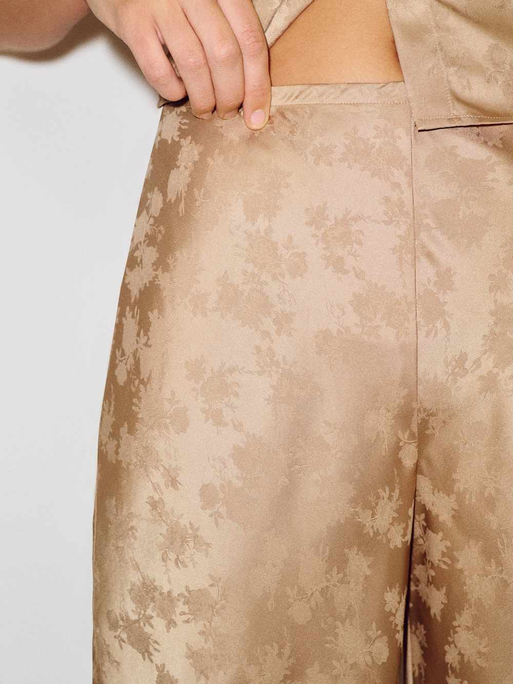 Gale Mid Rise Bias Pant | Reformation (Global)