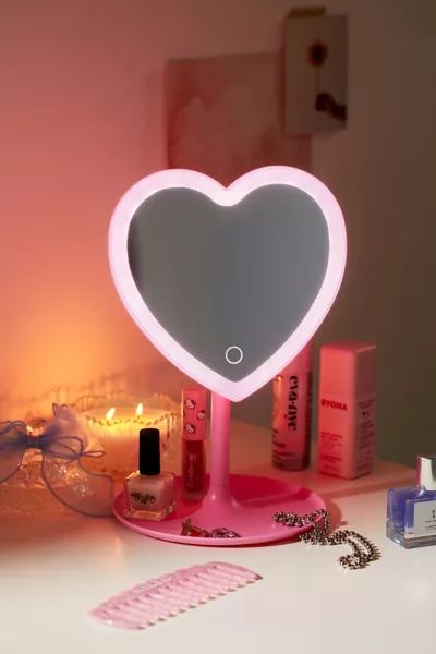 UO Heartbeat Makeup Vanity Mirror | Urban Outfitters (US and RoW)