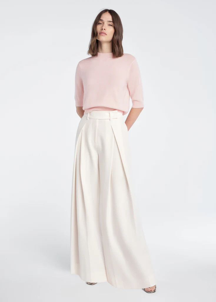 THE PLEATS FOR DAYS PANT | Favorite Daughter