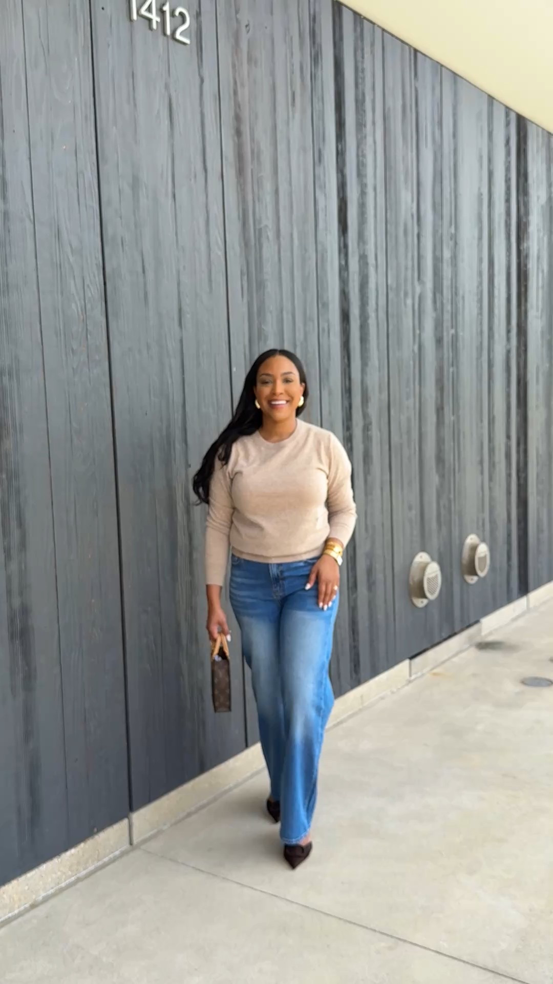 The perfect lightweight cashmere sweater 🧸

#LTKWorkwear #LTKStyleTip #LTKFindsUnder100