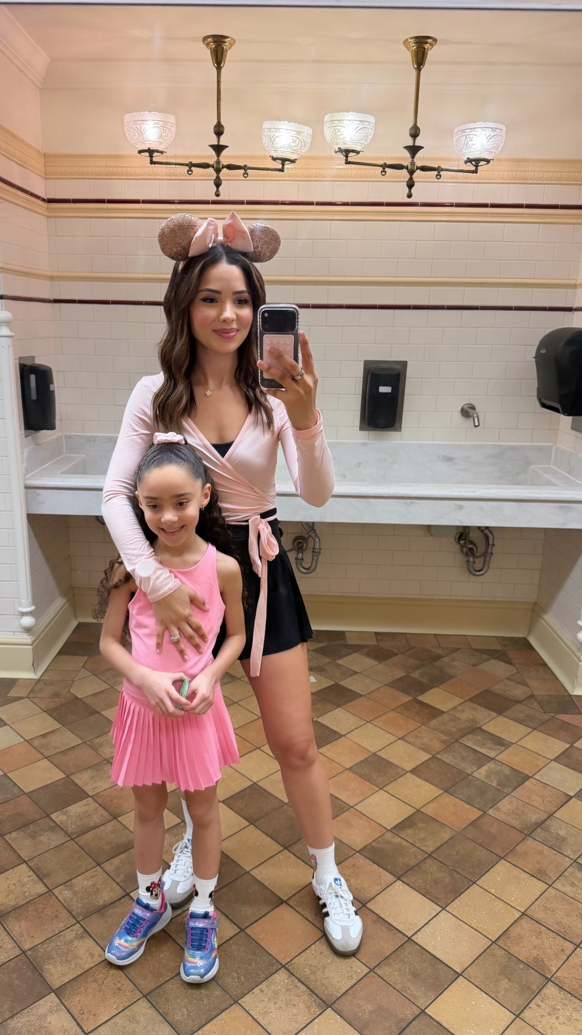 Disney trip outfit mommy & daughter 