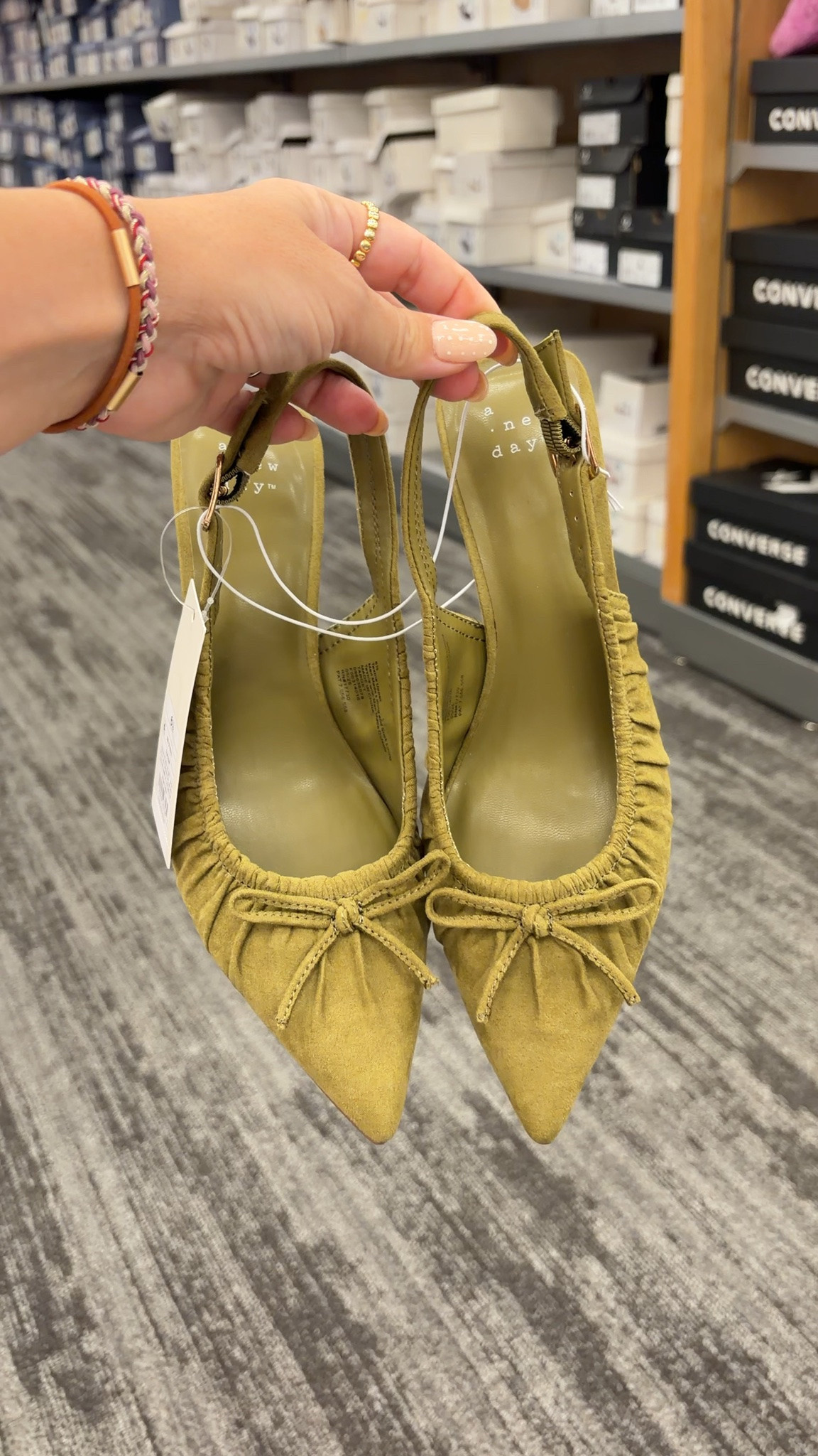 These are SUCH a good fall find 💚🍂 The olive suede + little bow detail makes them feel way more expensive than they are. Love these with denim now and dresses/skirts while it’s still warm!

An easy way to add a little fall to your outfit without wearing layers 🙌🏼

#LTKselfcare #LTKNYFW #LTKgrwm