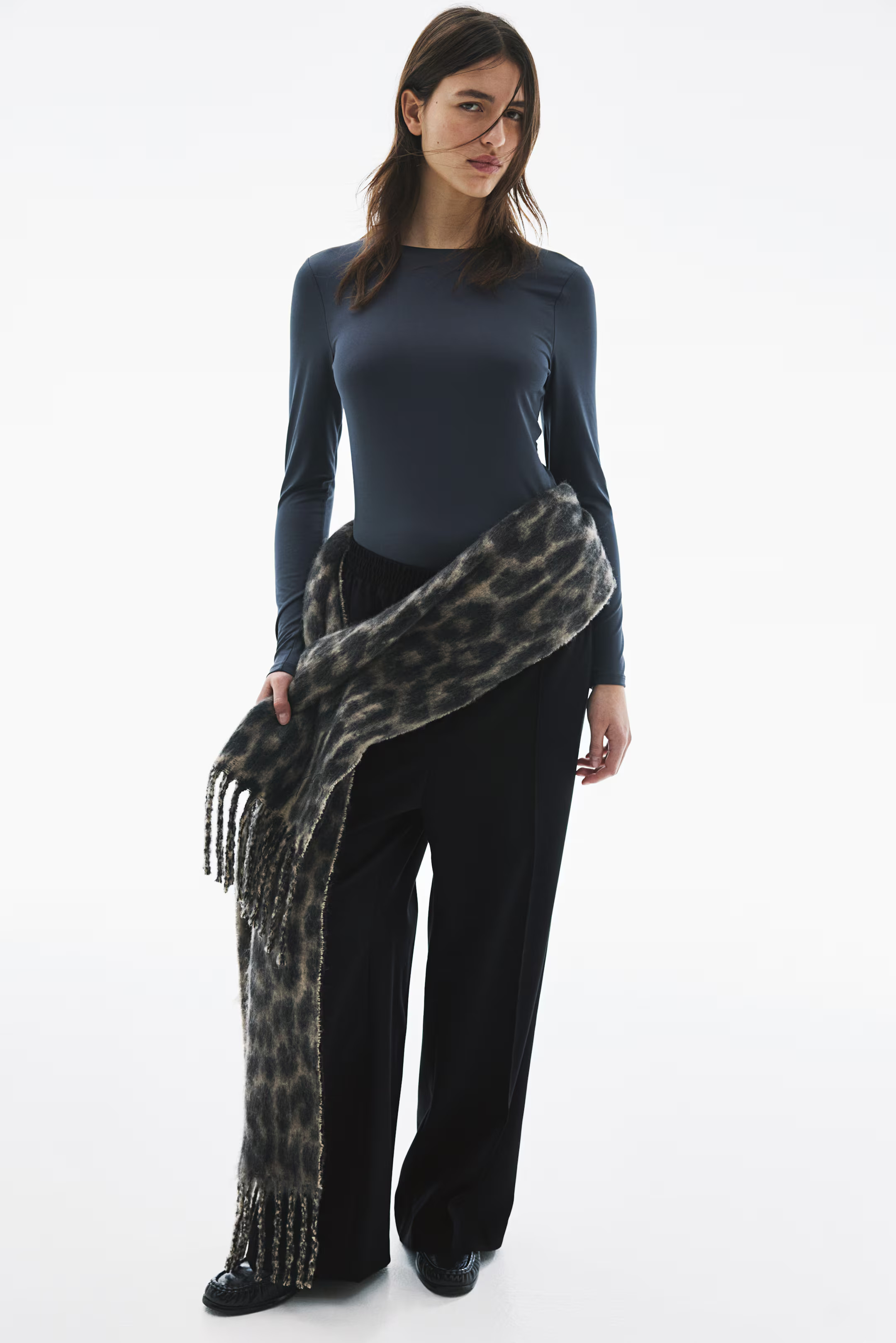 Weite Hose mit Falten | H&M (DE, AT, CH, NL, FI)