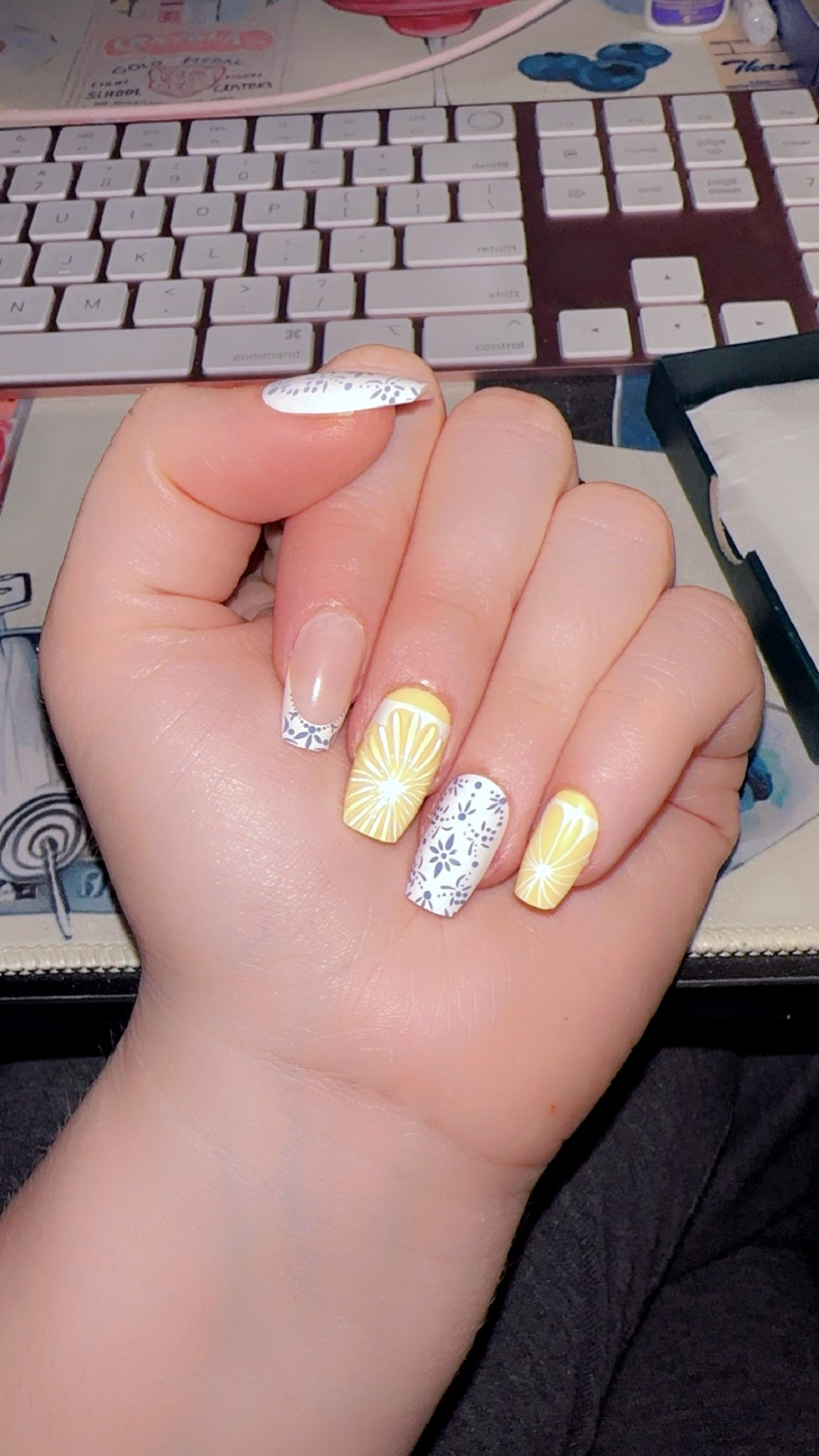 This brand of nails stays on the LONGEST!!! They’re only $20… actually stay on AND the designs are stunning 💕 I cut the tops of mine to make them more square 💅

#LTKBeauty #LTKSeasonal