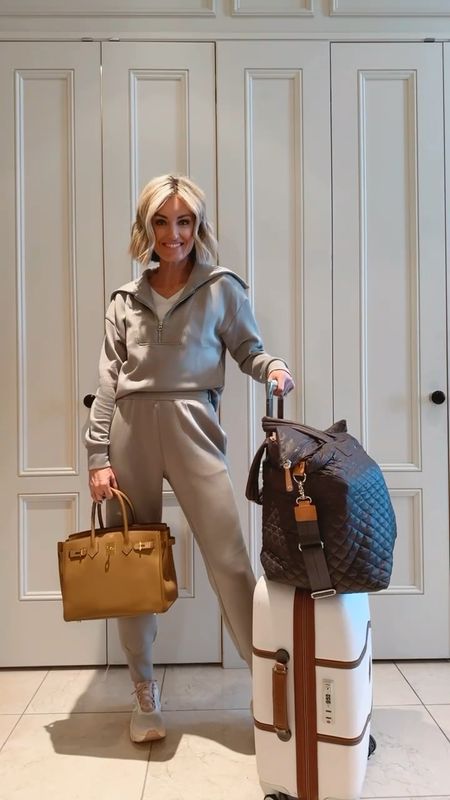 My travel outfit from yesterday! Wearing an XS in the Varley set - they are my favorite pieces to travel in! 

Loverly Grey, matching set 

#LTKtravel #LTKSeasonal #LTKstyletip
