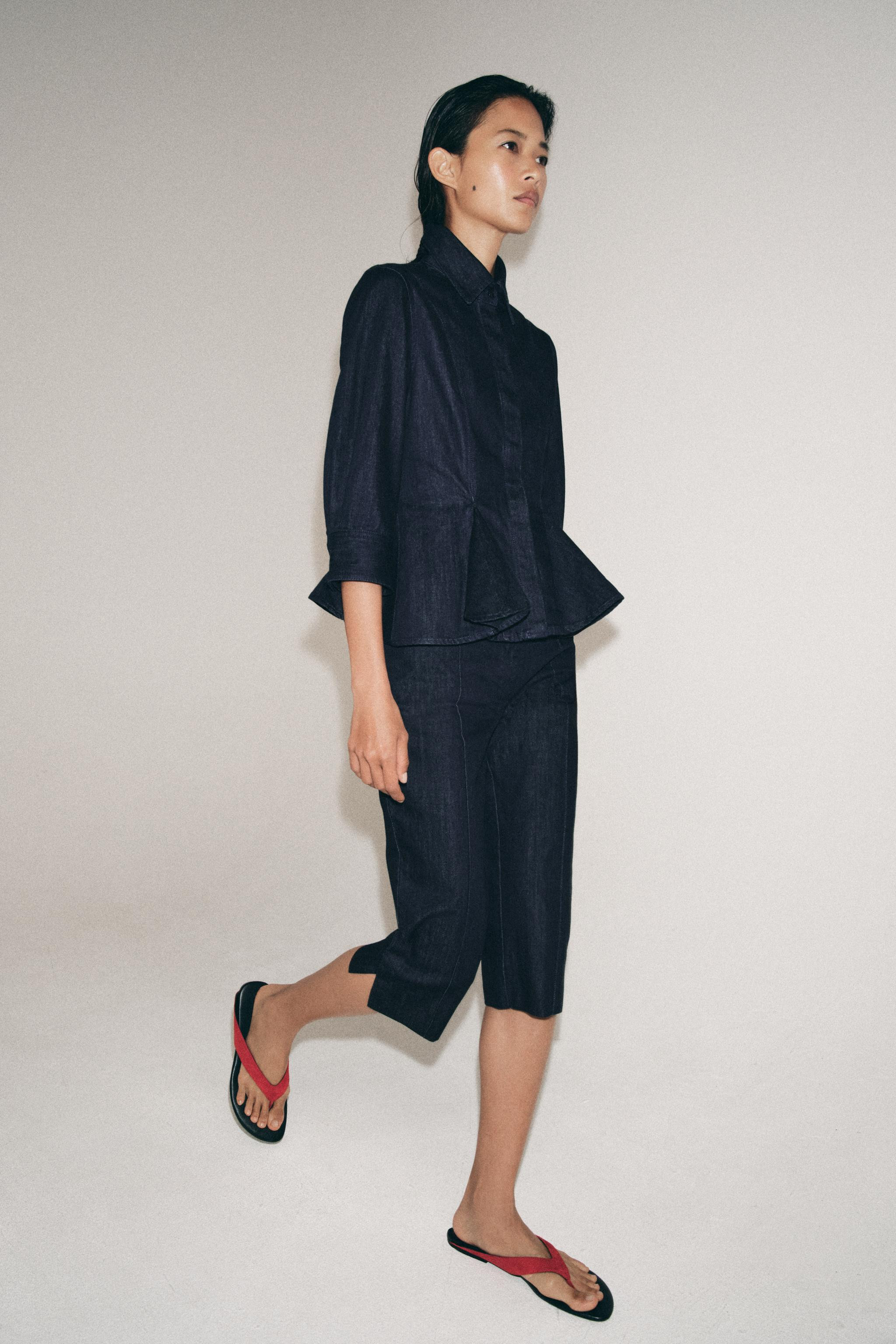 ZW COLLECTION DENIM CAPRI PANTS | Zara Canada