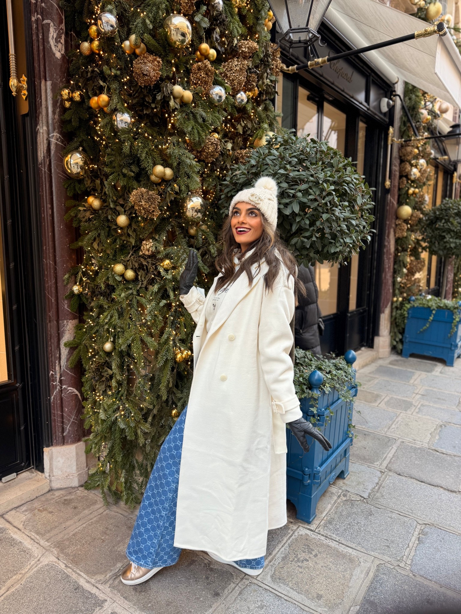 Outfit linked here
Jeans wearing size 44, runs small
Hoodie wearing 14+ runs TTS

#LTKSaleAlert #LTKGiftGuide #LTKSeasonal