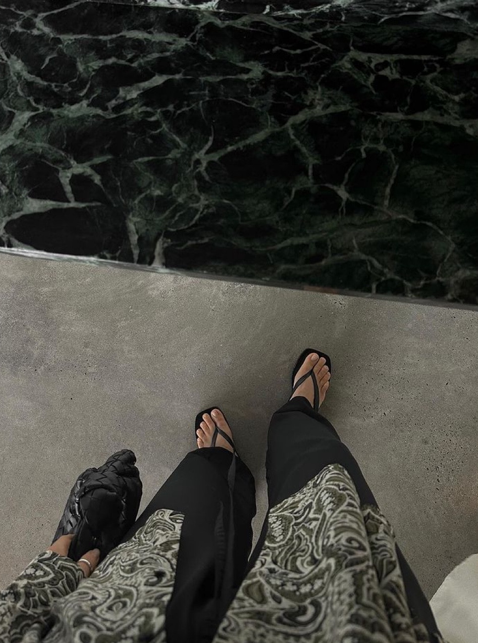 Exact shirt is linkedd

#LTKstyletip #LTKaustralia #LTKSeasonal