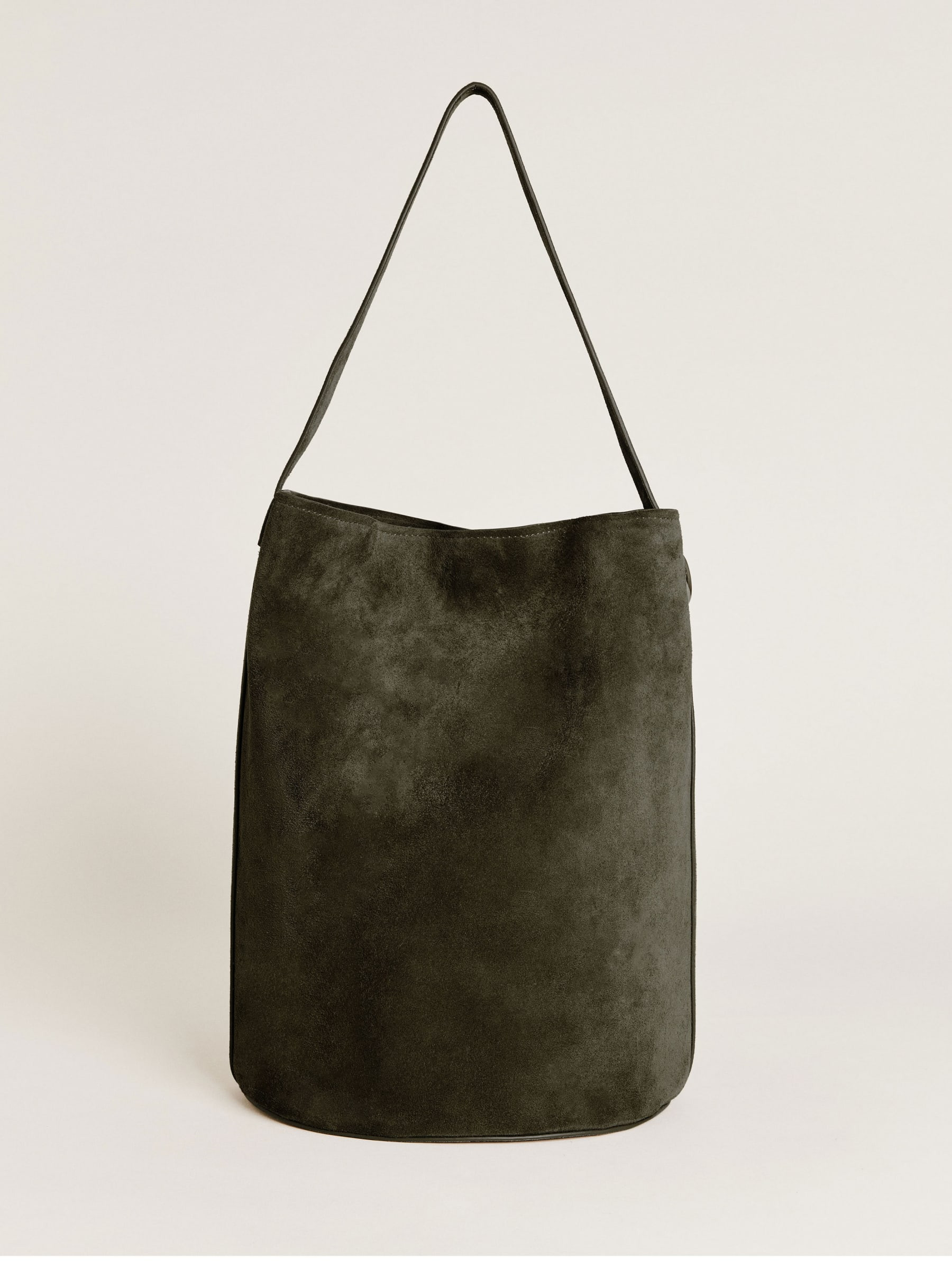 Seleena Bucket Bag | Reformation (Global)