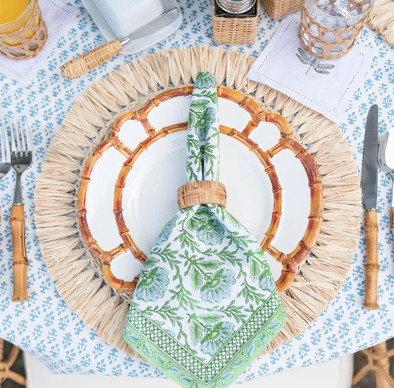 Outdoor entertaining essentials I’ve bought on Amazon ahead of summer. I have and love the Two’s Company melamine plates and serving platters (in the blue and white version). 

#entertaining #tabletop #twoscompany #juliska #acryliccups #acrylic 

#LTKFindsUnder100 #LTKHome