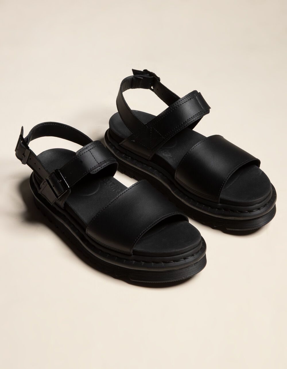 DR. MARTENS Voss Black Sandals | Tillys