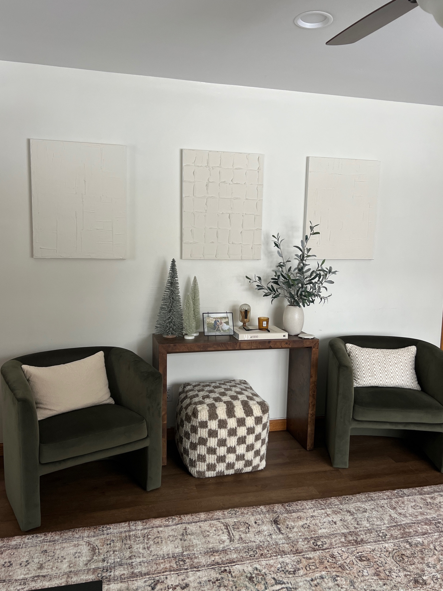 Living room furniture and decor are on sale!

Black Friday, cyber Monday, target sale, Amazon sale, green chairs, checkered pouf, coffee table book, Voluspa candle

#LTKHome #LTKCyberWeek #LTKSaleAlert