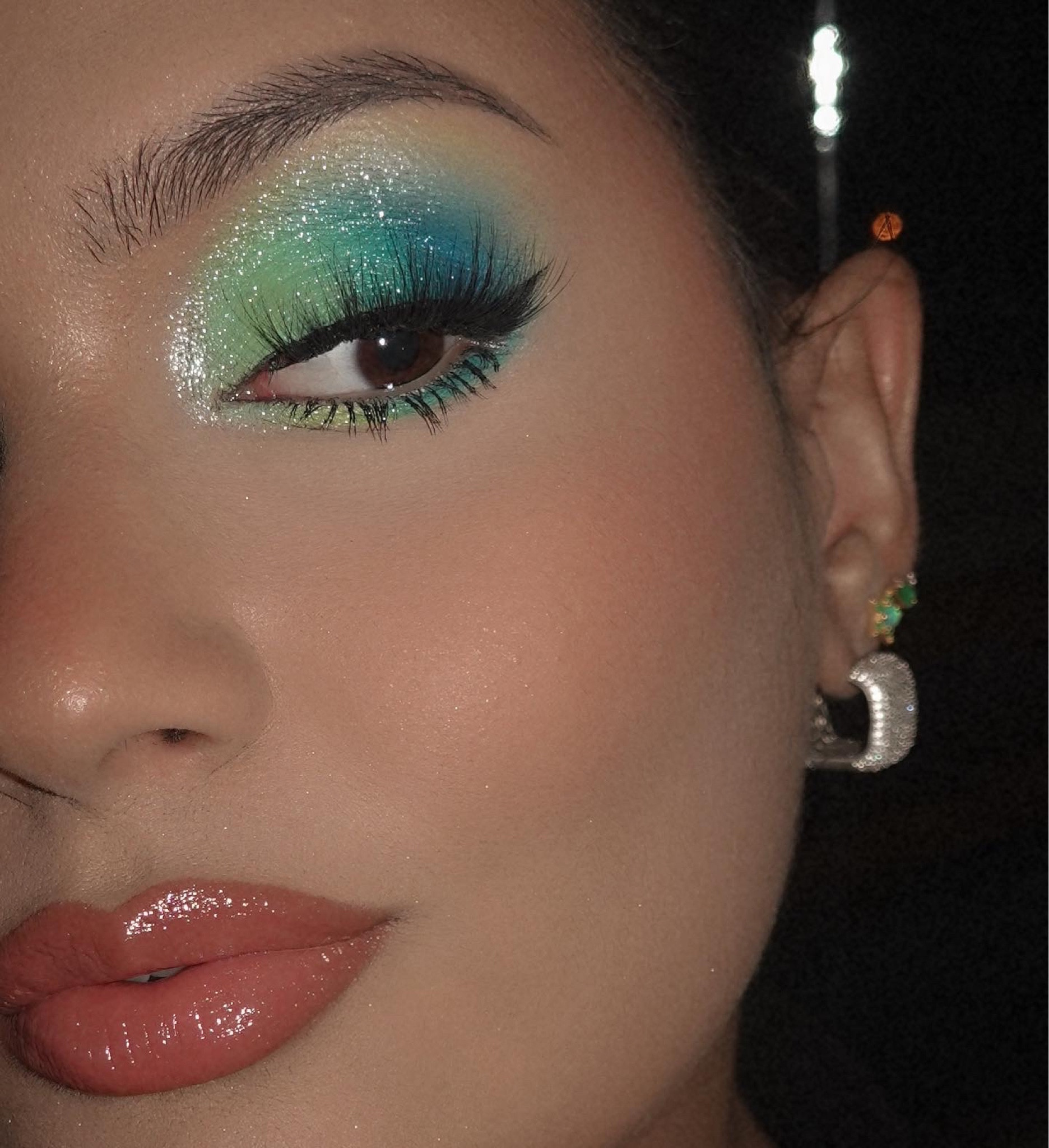 MARDI GRAS MAKEUP 🃏

#mardigras #mardigrasmakeup #carnivalMakeup #colorfulmakeup #LTKMakeup #TanSkin #mediumskin #oilyskin #oliveskin

#LTKbeauty #LTKSeasonal #LTKFestival