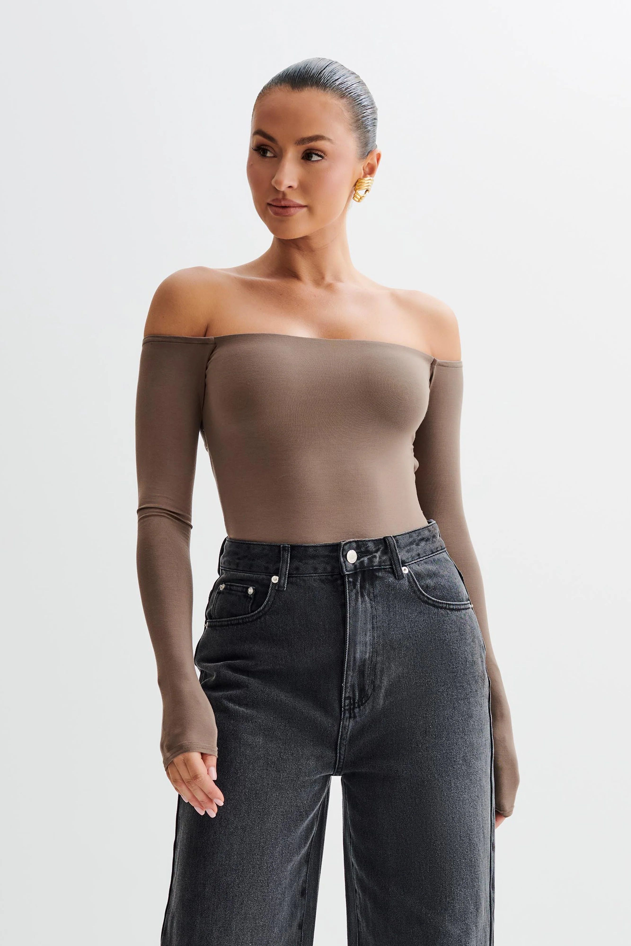 Peta Off Shoulder Modal Long Sleeve Bodysuit - Coco | MESHKI US