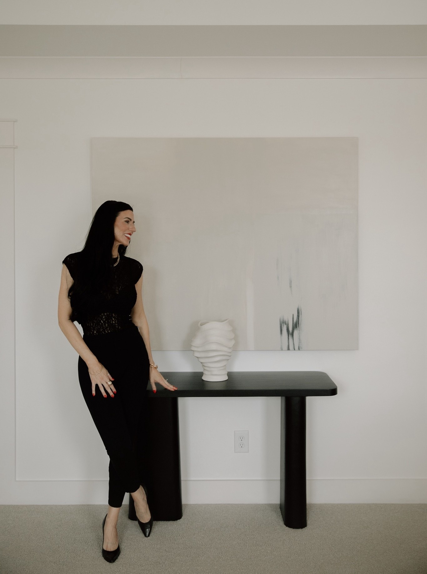 Black console table. Asymmetrical legs✨


#LTKCyberWeek #LTKHoliday #LTKHome