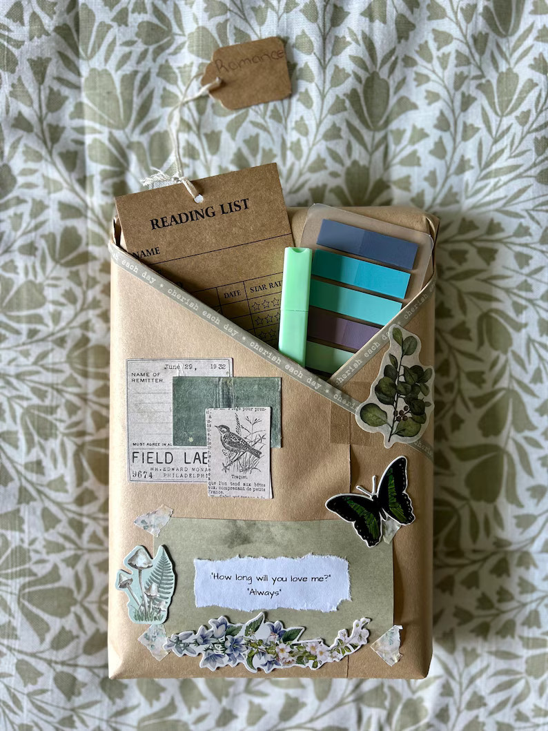 Blind Date With A Book Personalized Book Gift Bookish Gift Romance Fantacy Thriller cute Gift Ide... | Etsy (US)