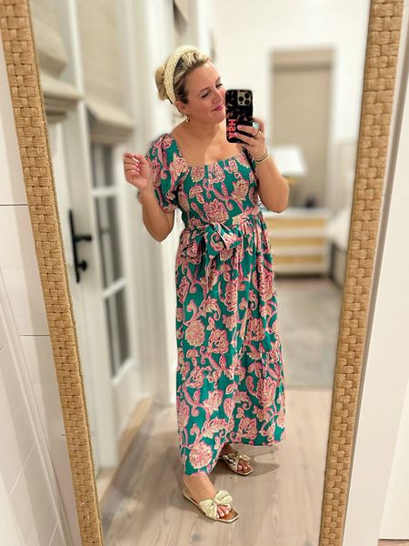 Loving this gorgeous spring dress. Wearing a size small. Can be worn on or off the shoulder. Code FANCY15 for 15% off  

#LTKsalealert #LTKunder100 #LTKstyletip