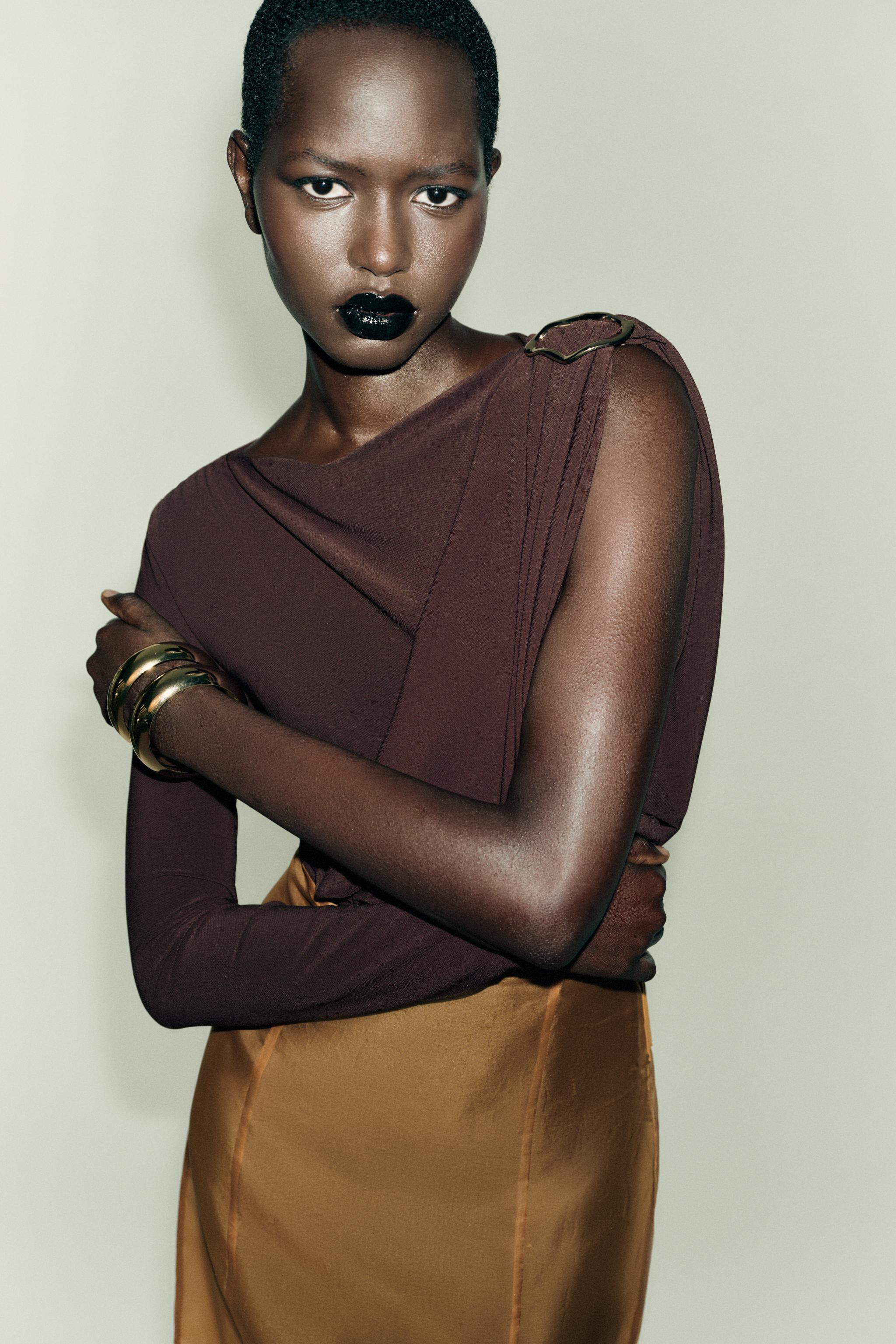 FLOWY BROOCH BODYSUIT | Zara US