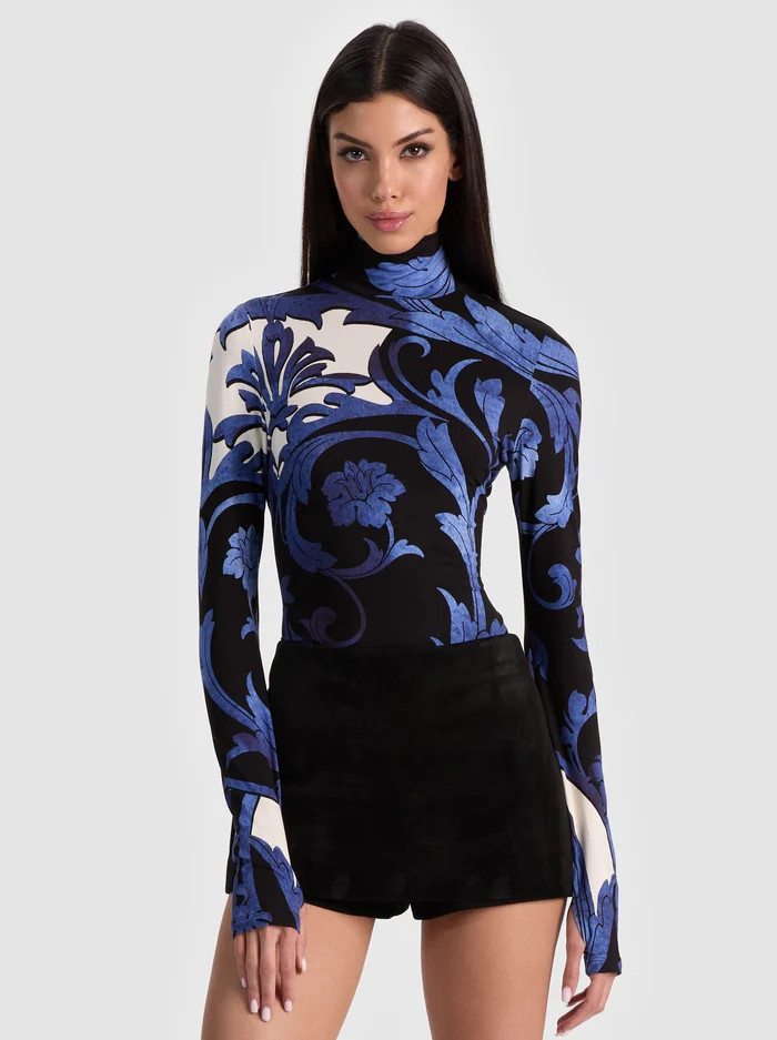 DELAINA TURTLENECK TOP | Alice + Olivia