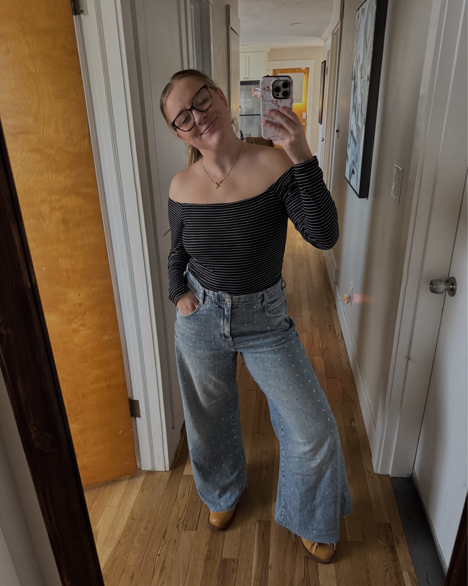 The cutest pants EVER!!! 

#LTKHoliday #LTKSeasonal #LTKStyleTip