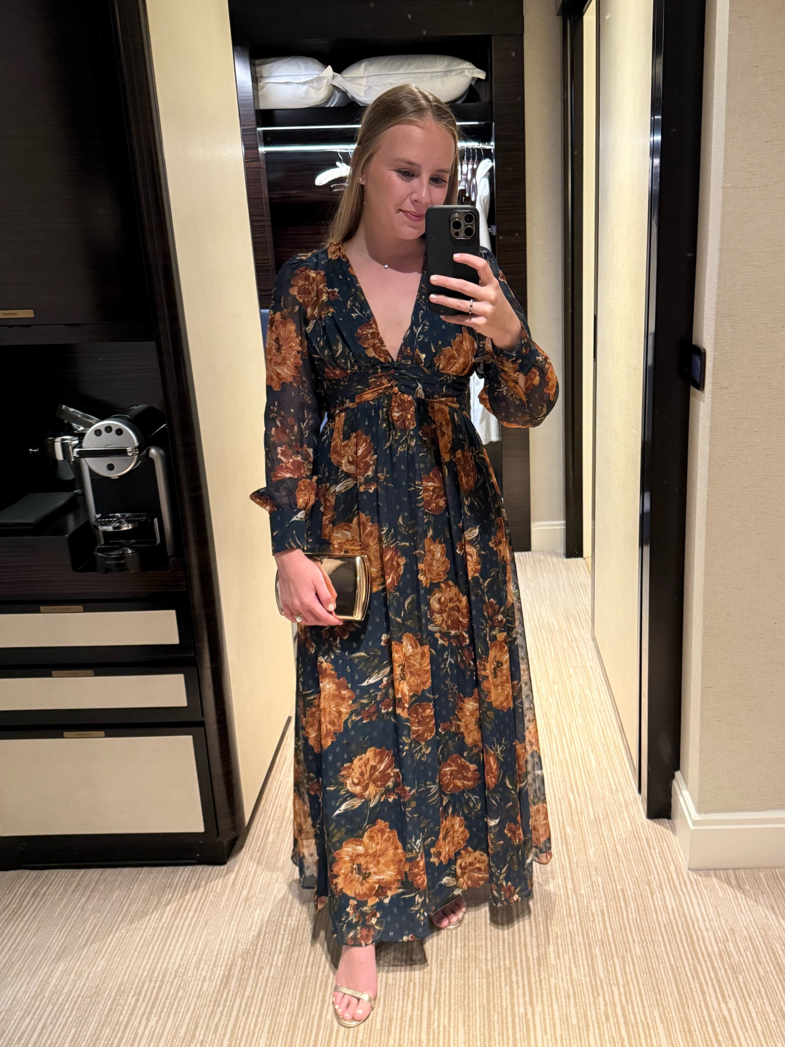 Cubs Convention event

Evening dress, cocktail attire, fall/winter, date night, under $100, under $200

#LTKParties #LTKFindsUnder100 #LTKSeasonal