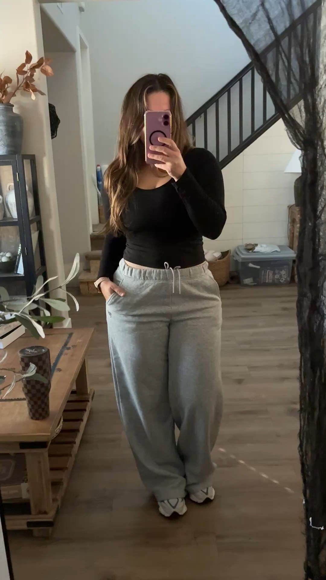 Softest and most comfortable wide leg sweats🫶🏼

#LTKStyleTip #LTKOver40 #LTKMidsize