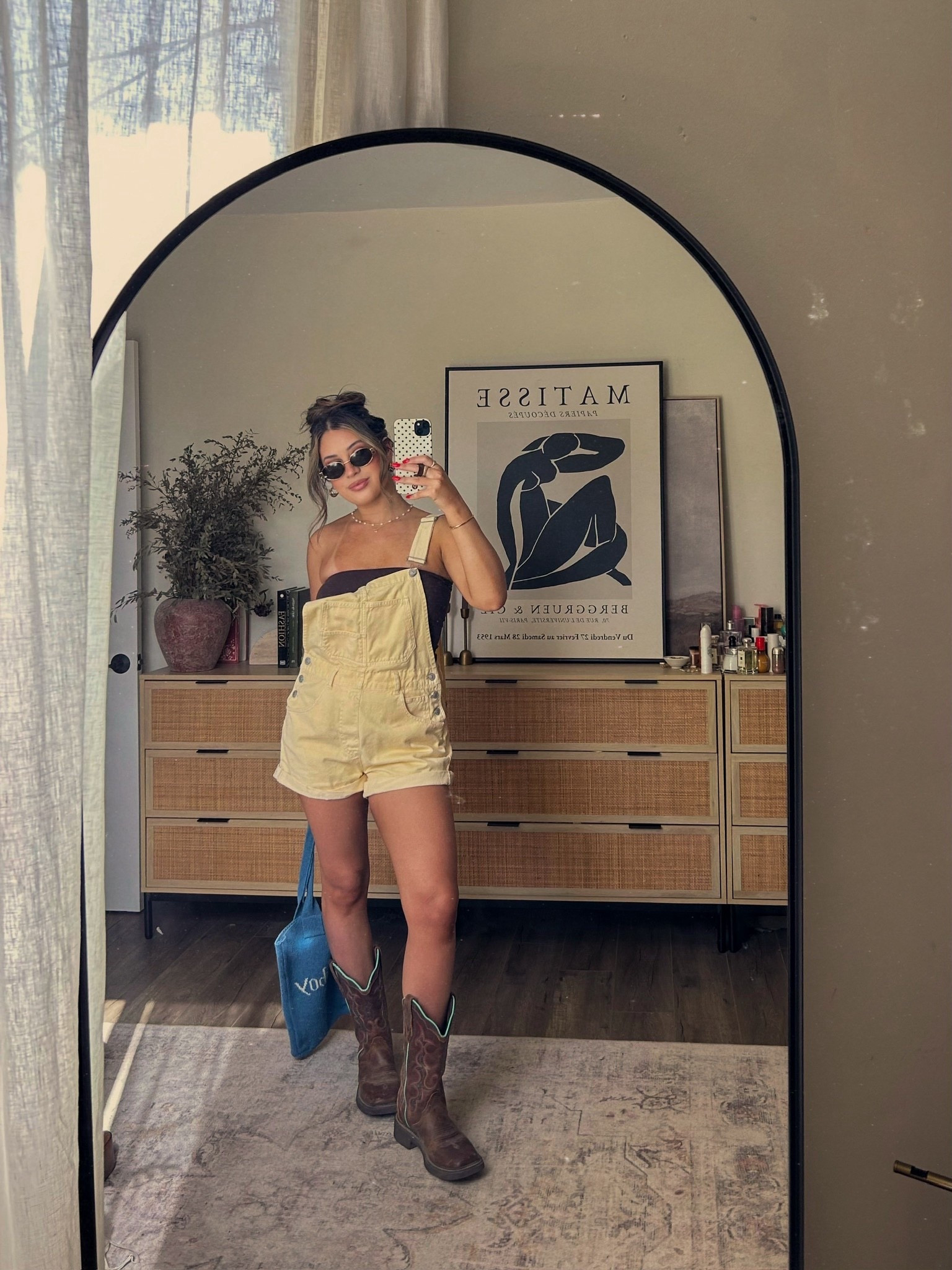 Overalls outfit 

#LTKootd