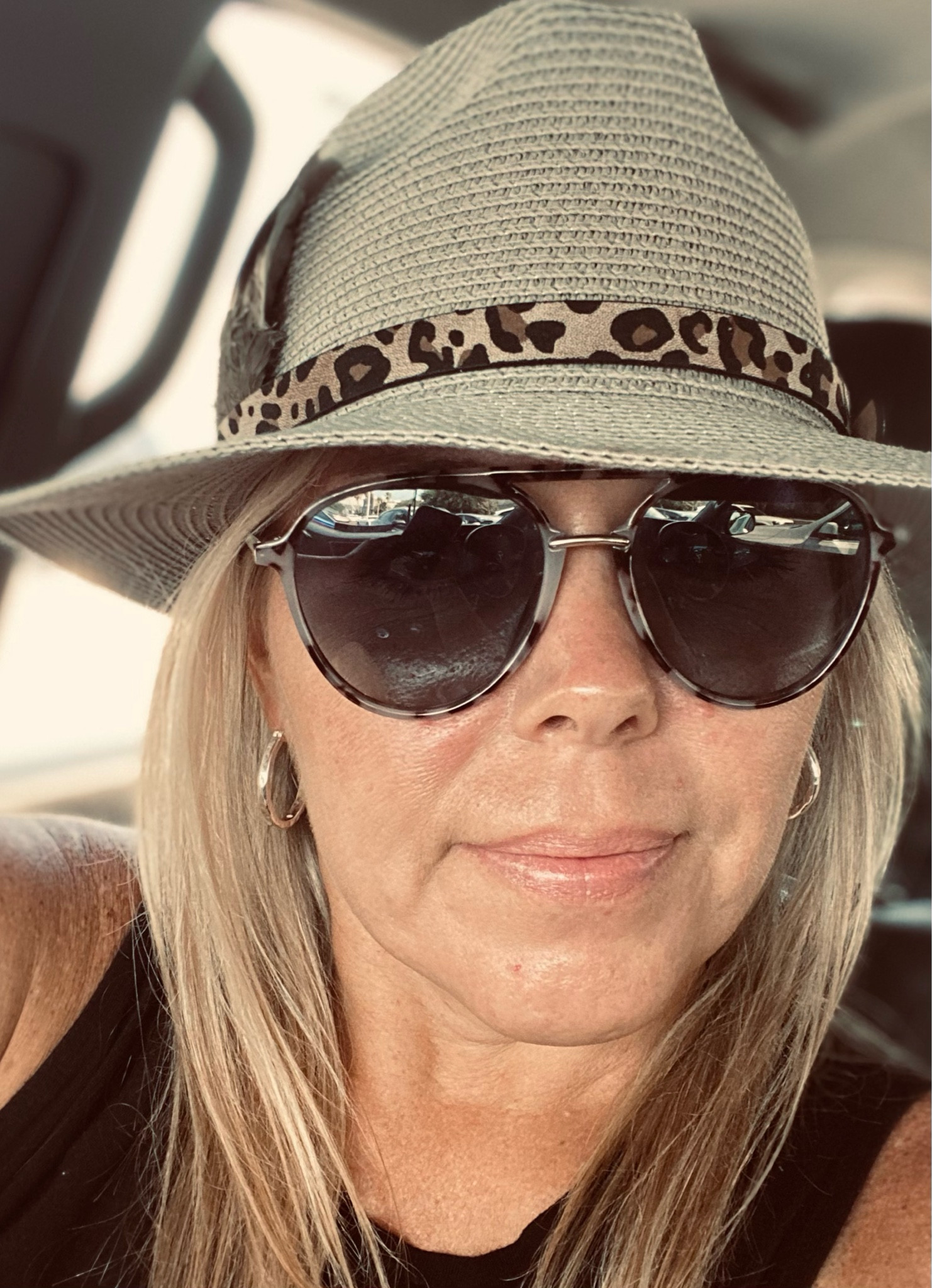 Sojos Tortoise Gray Sunglasses 

#LTKStyleTip #LTKBeauty #LTKGiftGuide