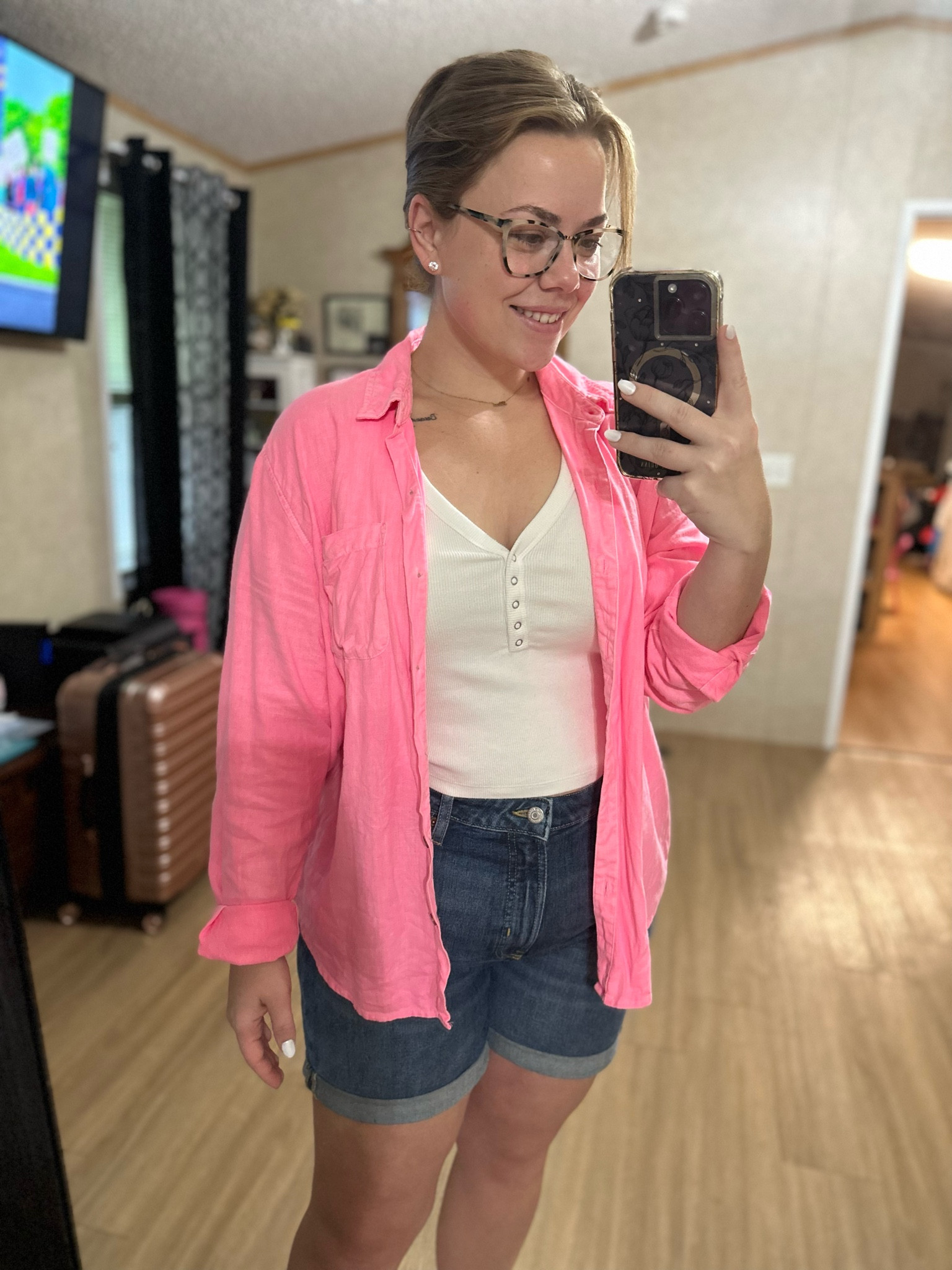 $20 shorts at Old Navy rn🎉 
Flattering shorts for midsize & mom approved! The longer 5” inseam makes me more comfortable when chasing littles & the OG high rise is very flattering for my midsection👏🏻 wearing size 14 (usually in between 12/14)
#midsize
#shorts
#curvy 
#vacation

#LTKsalealert #LTKSeasonal #LTKGiftGuide