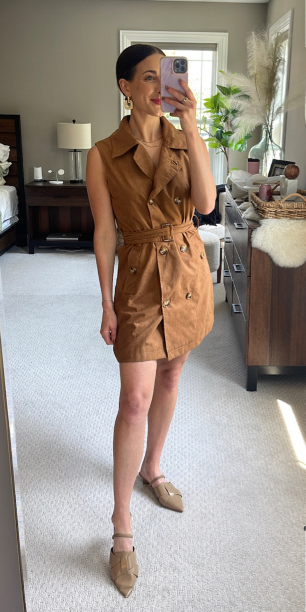 Amazon fall workwear: Amazon has the perfect outfit pieces for your workwear wardrobe this fall including this sleeveless blazer style dress, crewneck body suits, mules and gold accessories. This is the perfect workplace outfit, fall workplace outfit, fall workwear, fall office outfit, fall outfit. I am 5'4.5 and wearing a small!  

#LTKstyletip #LTKSeasonal #LTKworkwear