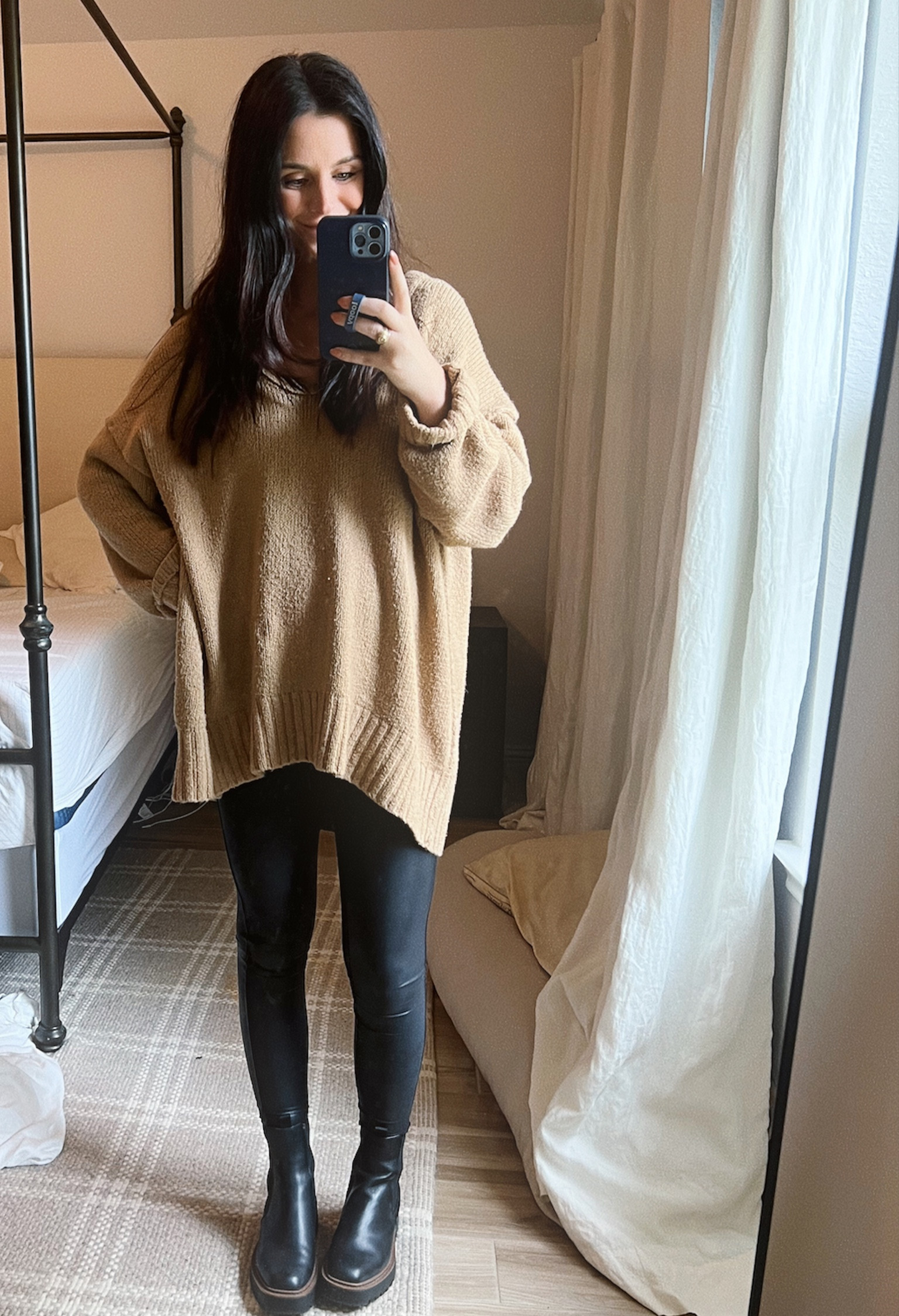 Spanx biggest sale all year! I love the leggings. I’m in size small 

#LTKCyberWeek #LTKsalealert