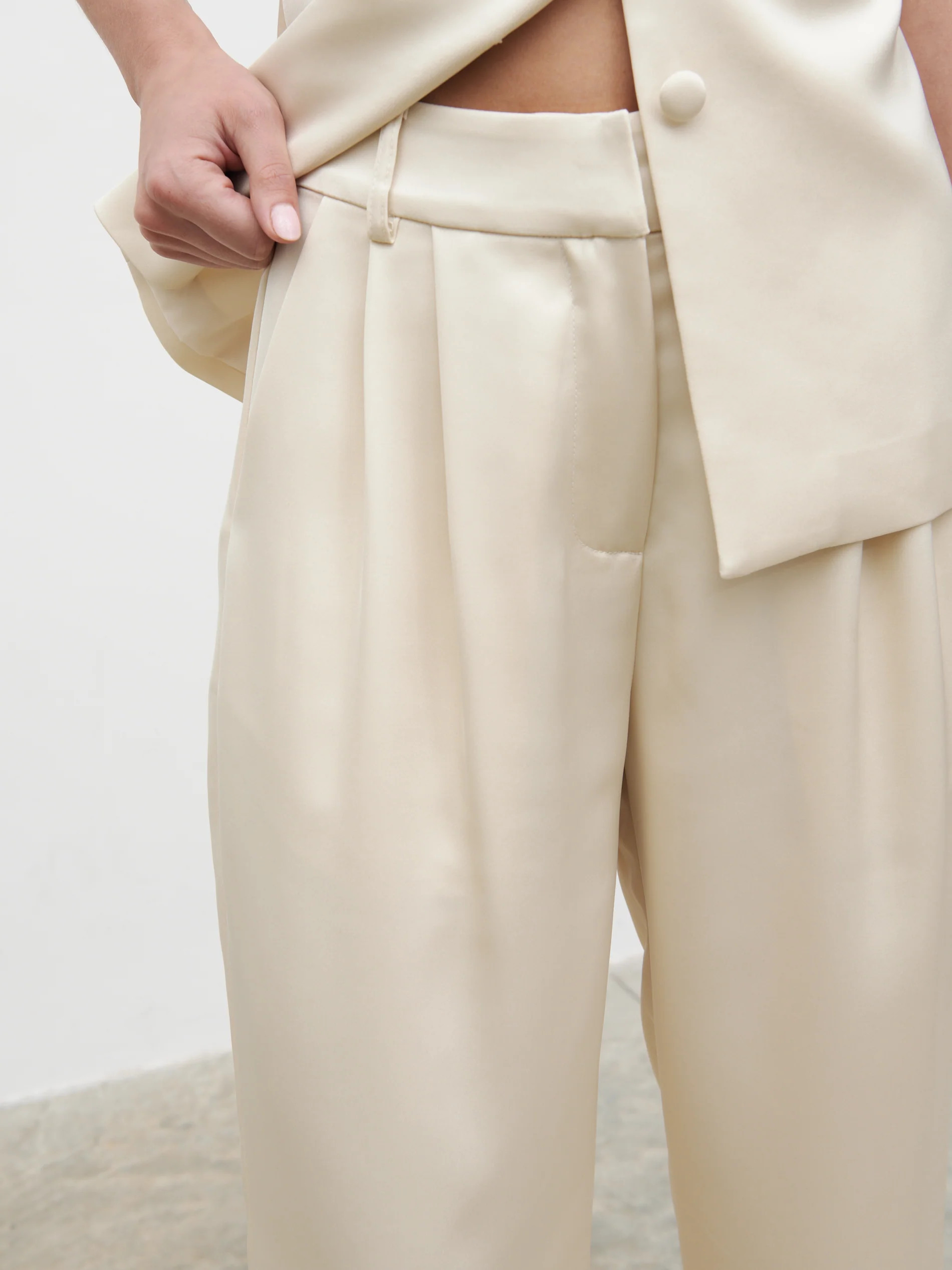 Breya Tailored Trousers - Oyster | Pretty Lavish (UK)