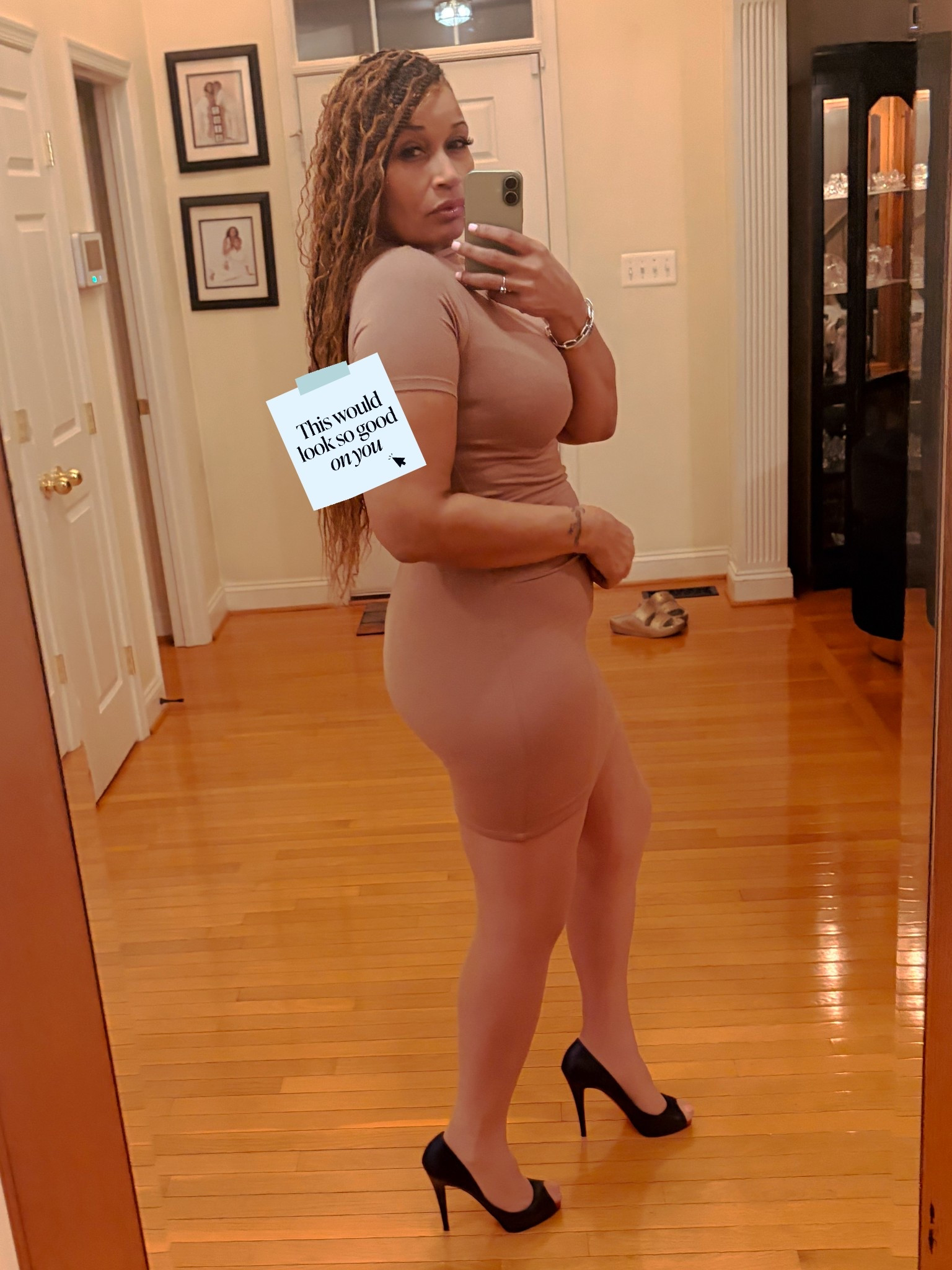  #nakedwardrobe #monochromatic #dresses


#LTKvlog #LTKootd #LTKdayinmylife