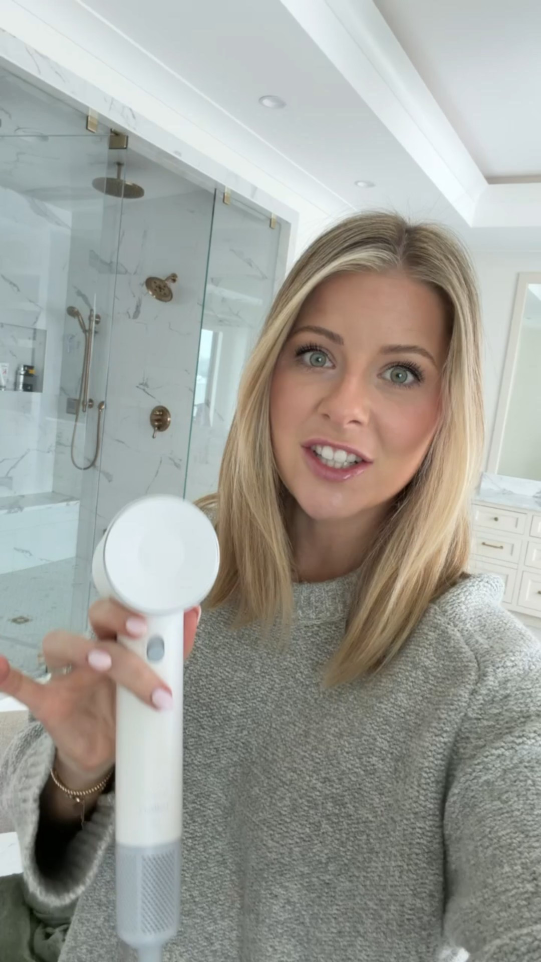 Amazon hairdryer on sale! This I use this blow dryer almost everyday and it’s under $100 right now! 

#LTKSaleAlert #LTKmorningroutine #LTKBeauty