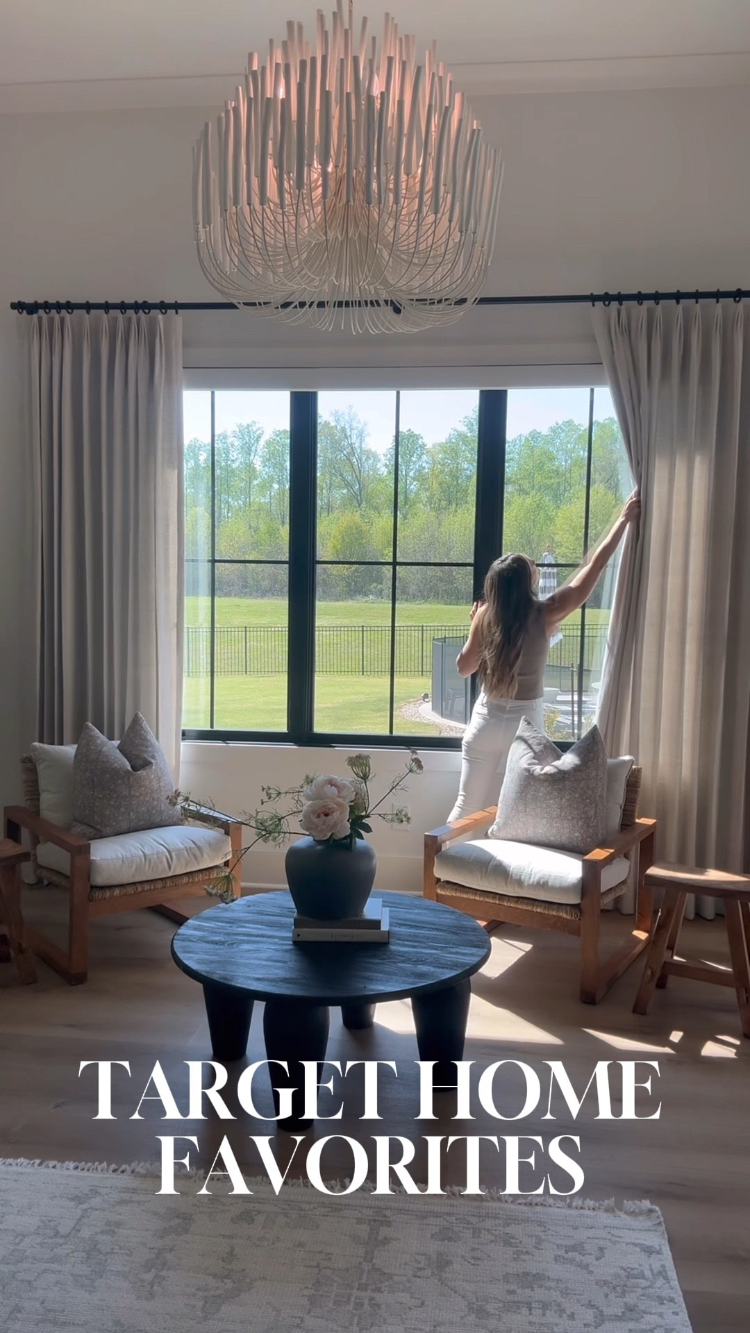 Get the layered look for less 🤩 #ad Nothing refreshes a space like new bedding and these new staples from  @Target are my favorite! I love to layer various textures and patterns to create an elevated and curated feel. Create a hotel-like, serene and relaxing retreat to unwind in every day with my favorite must-have bedding staples from Target.



Comment TARGET BED and I'll send everything directly to your DMs or shop all of my @Target favorites in my Target storefront at the link in my bio! 

#targetpartner

#bedroomrefresh 

#targethome

#targethomestyle 

#LTKfindsunder100 #LTKhome #LTKsalealert